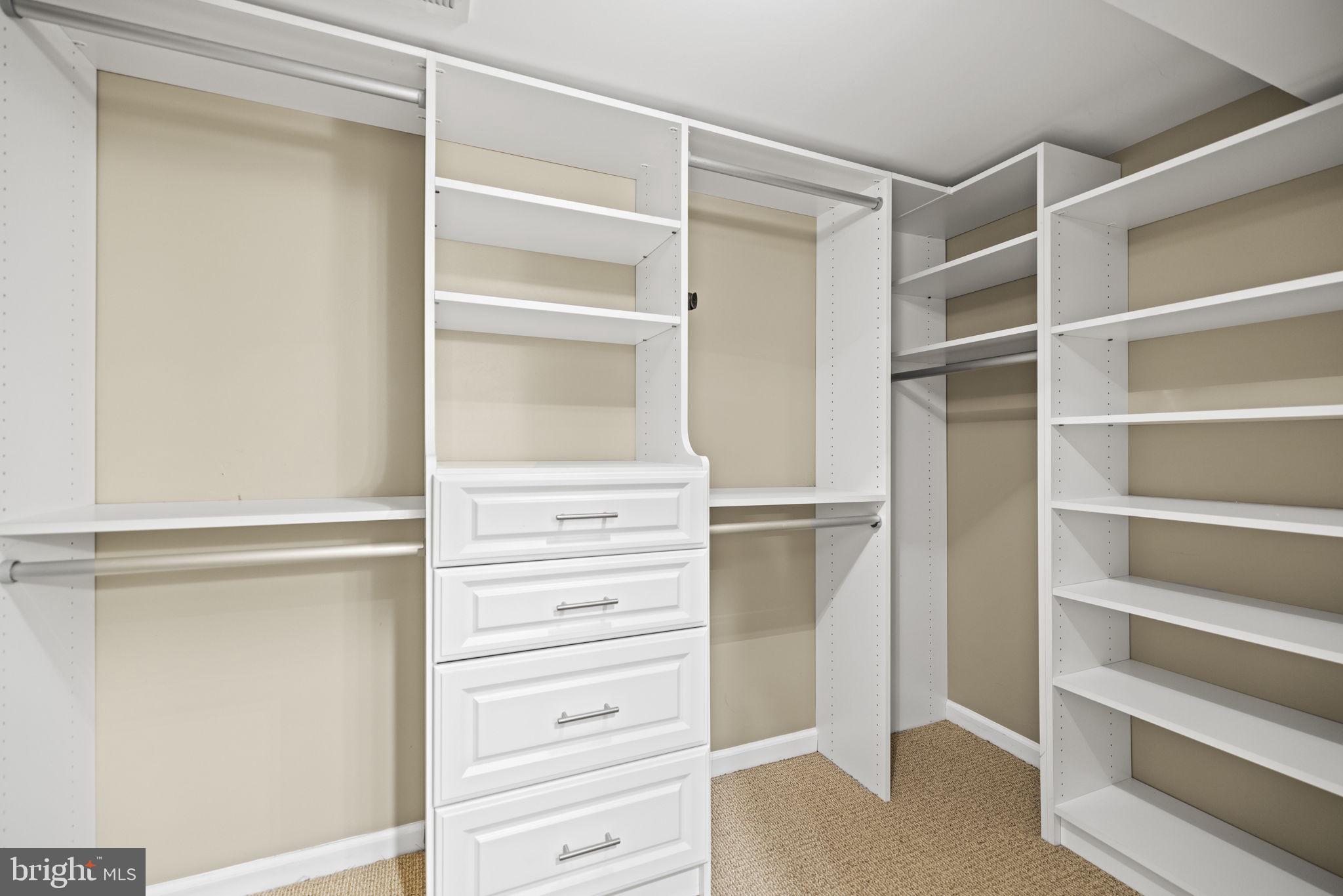 DOVER BALMORAL RIVERWOOD - Residential