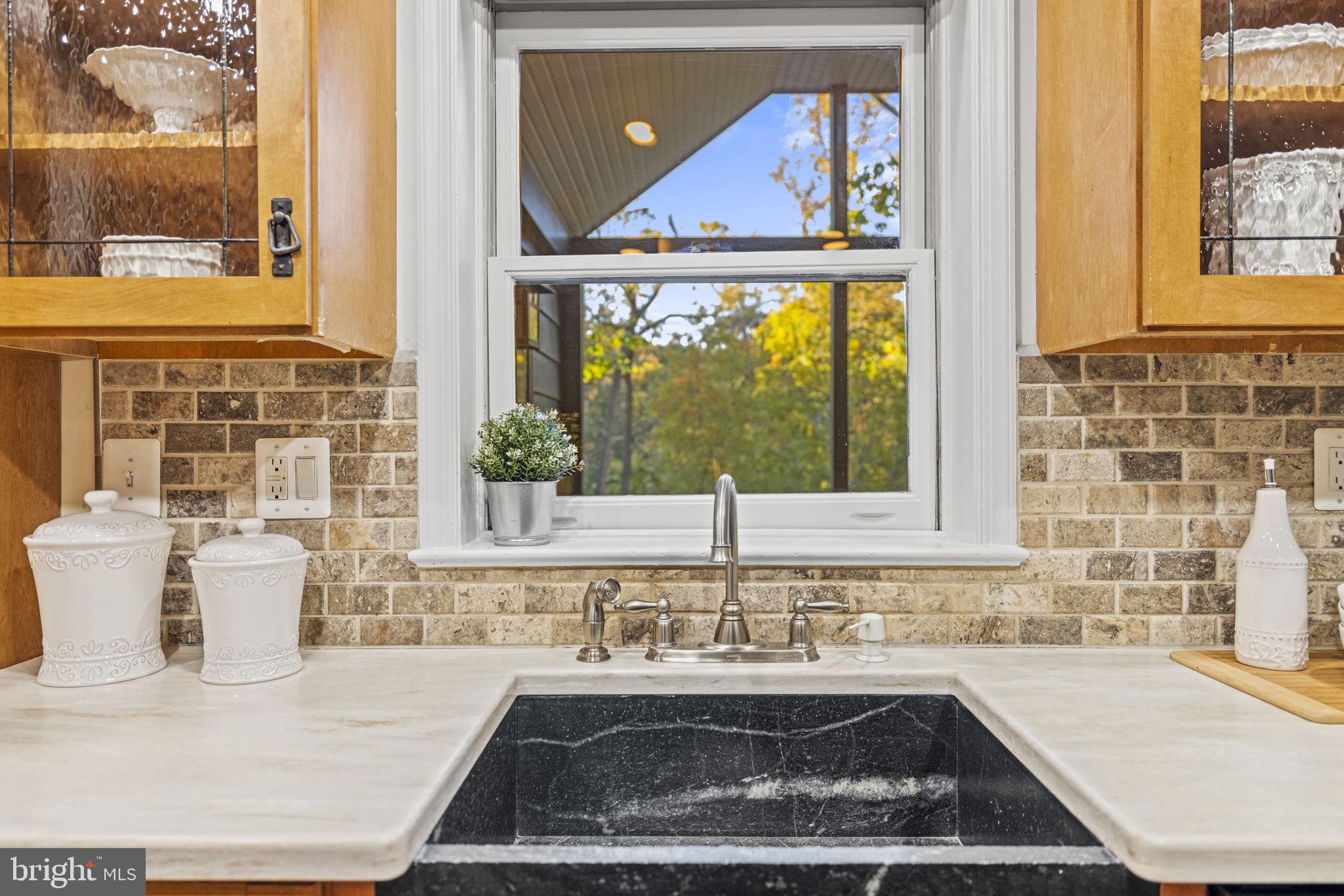 DOVER BALMORAL RIVERWOOD - Residential