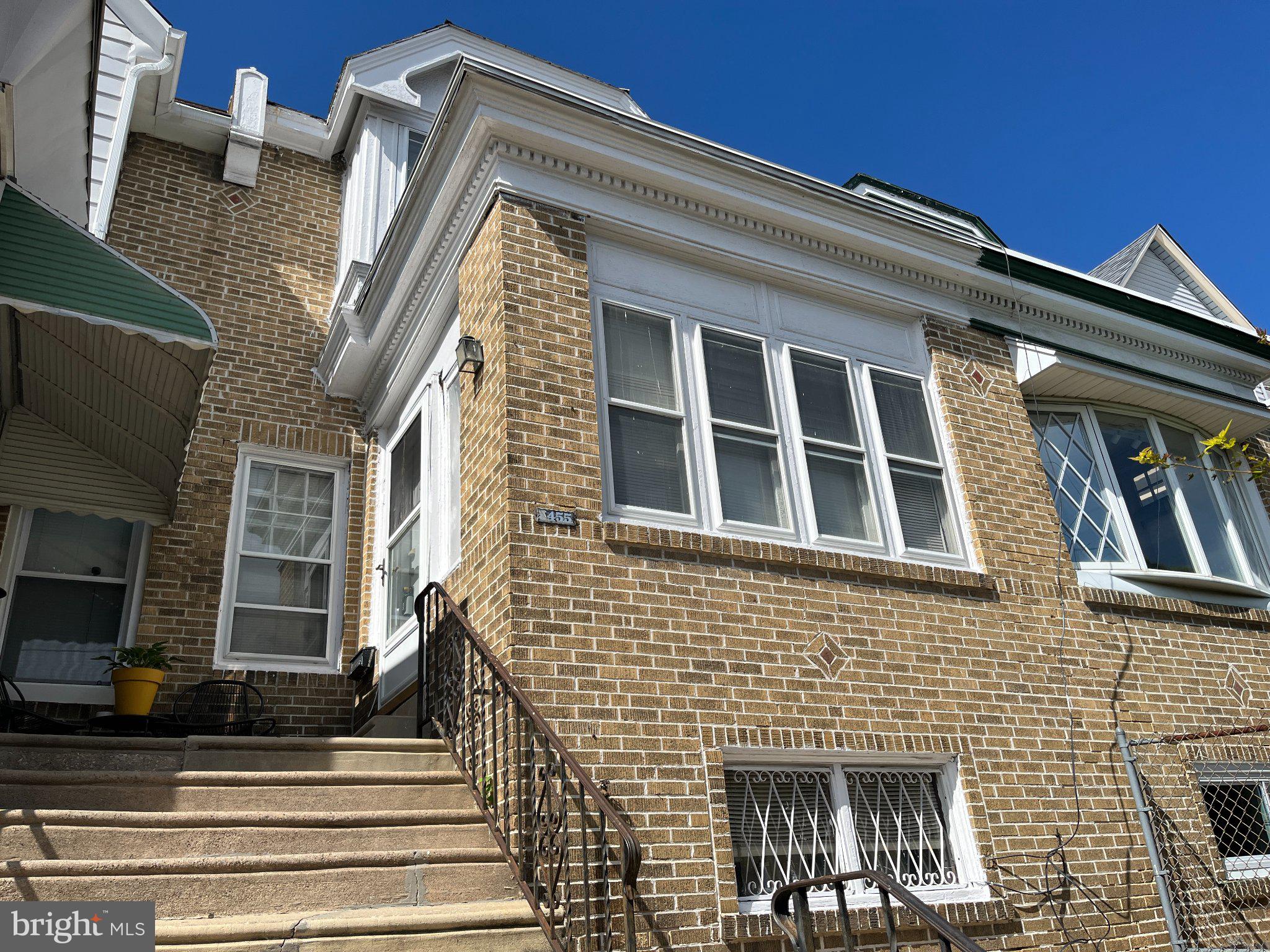 5455 W MONTGOMERY