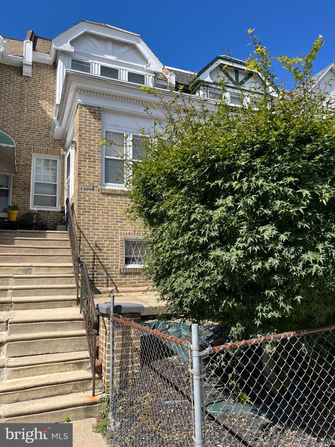5455 W MONTGOMERY