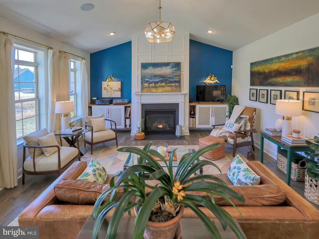 THE VINES OF SANDHILL - Residential