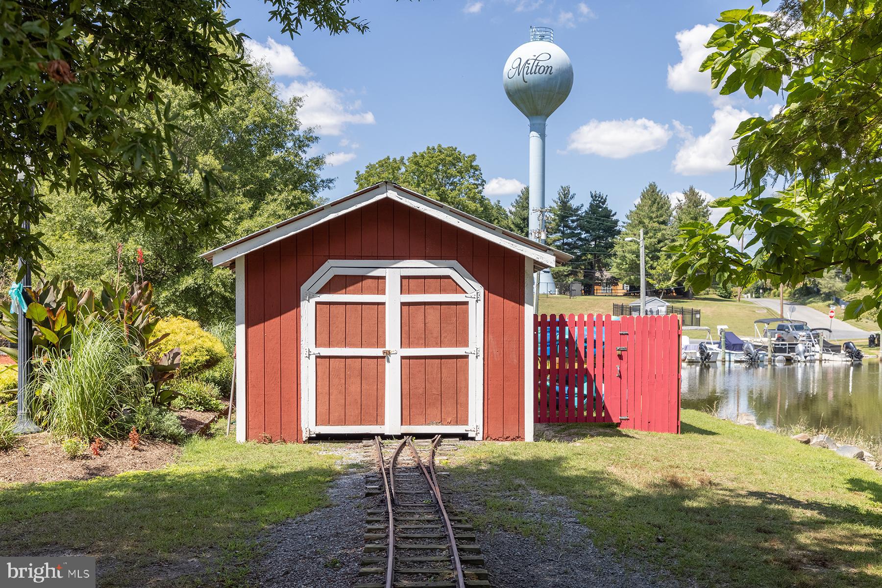 THE VINES OF SANDHILL - Residential