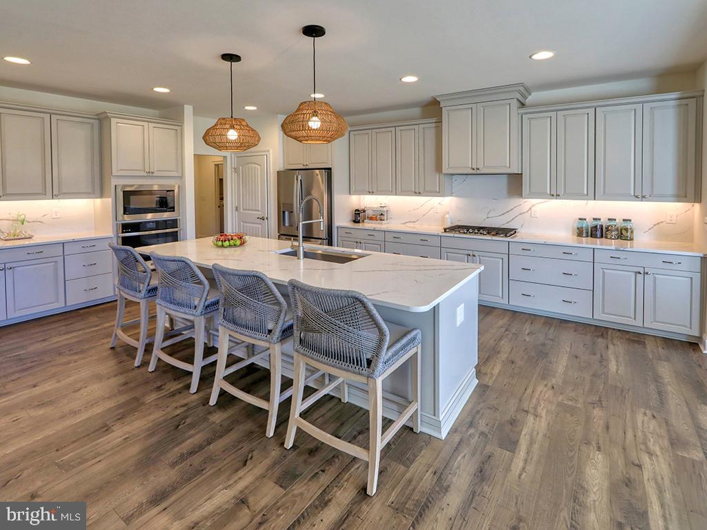 THE VINES OF SANDHILL - Residential