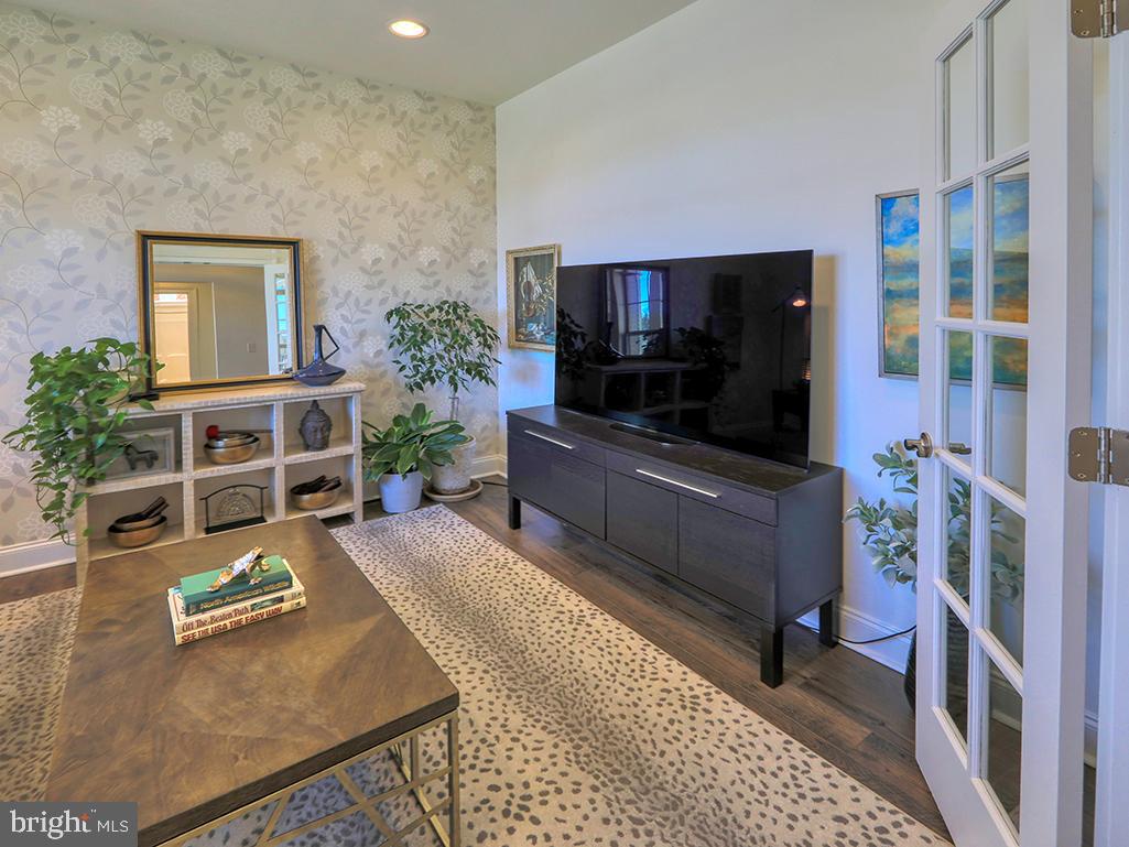 THE VINES OF SANDHILL - Residential