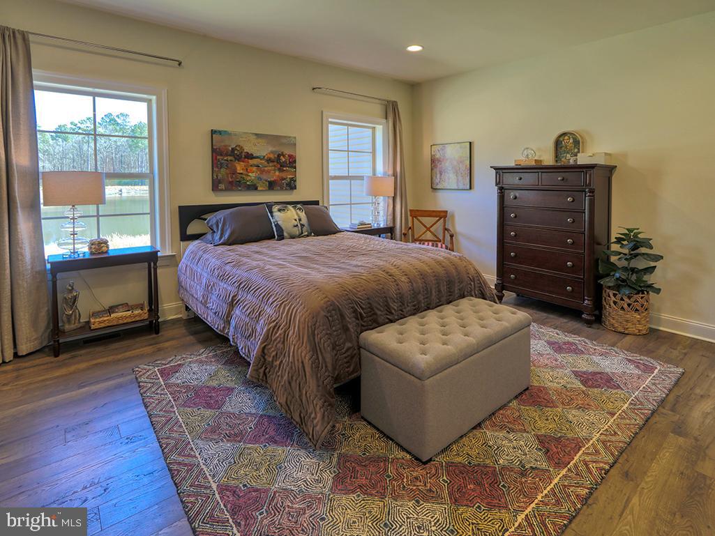 THE VINES OF SANDHILL - Residential