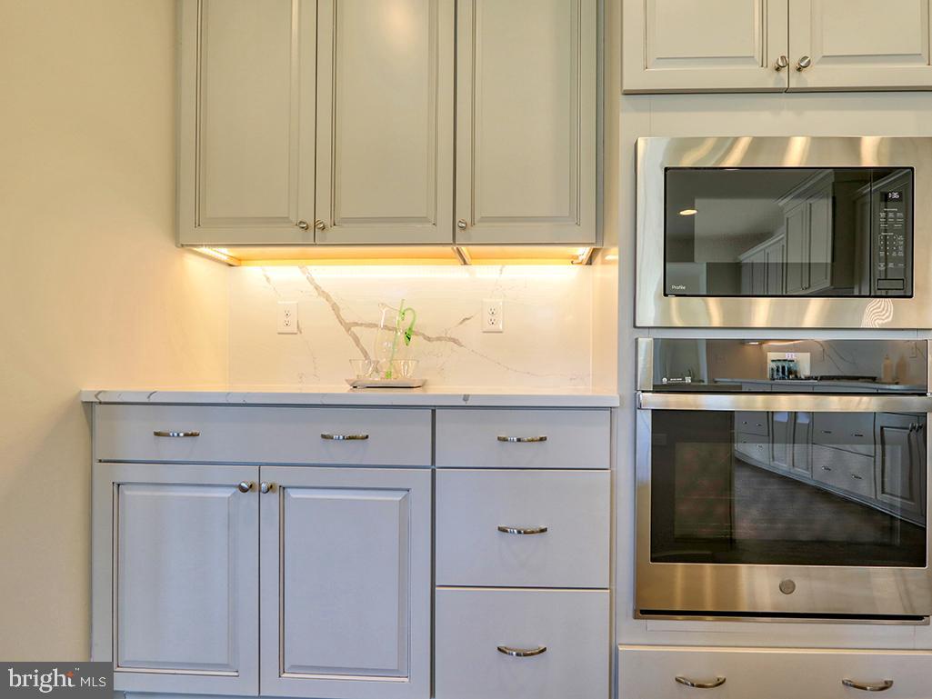 THE VINES OF SANDHILL - Residential