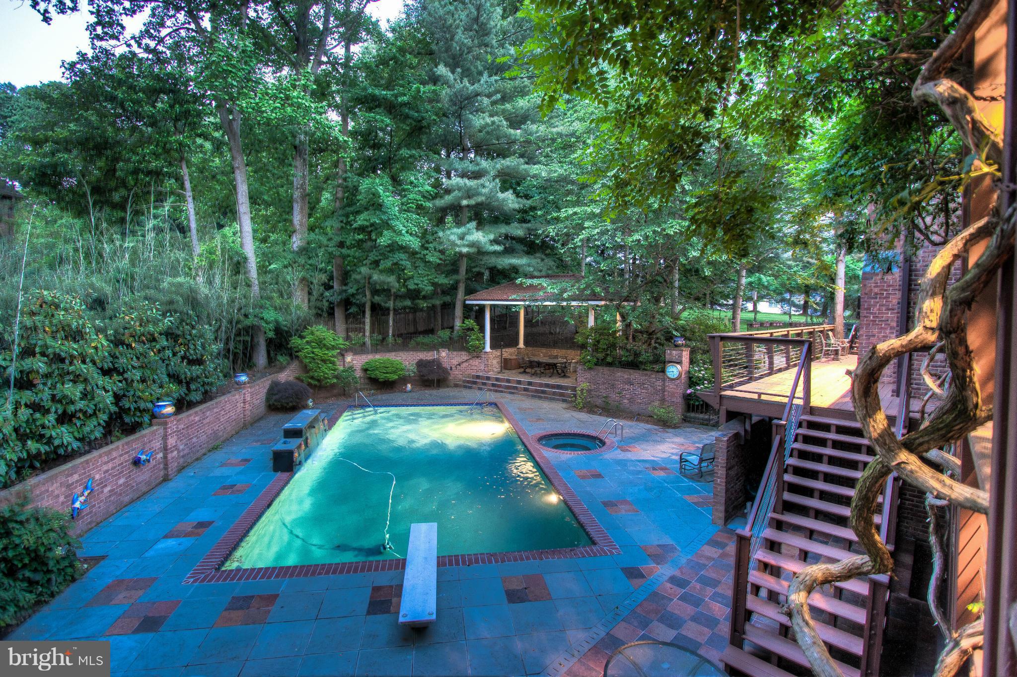 GEORGETOWN PLACE - Residential