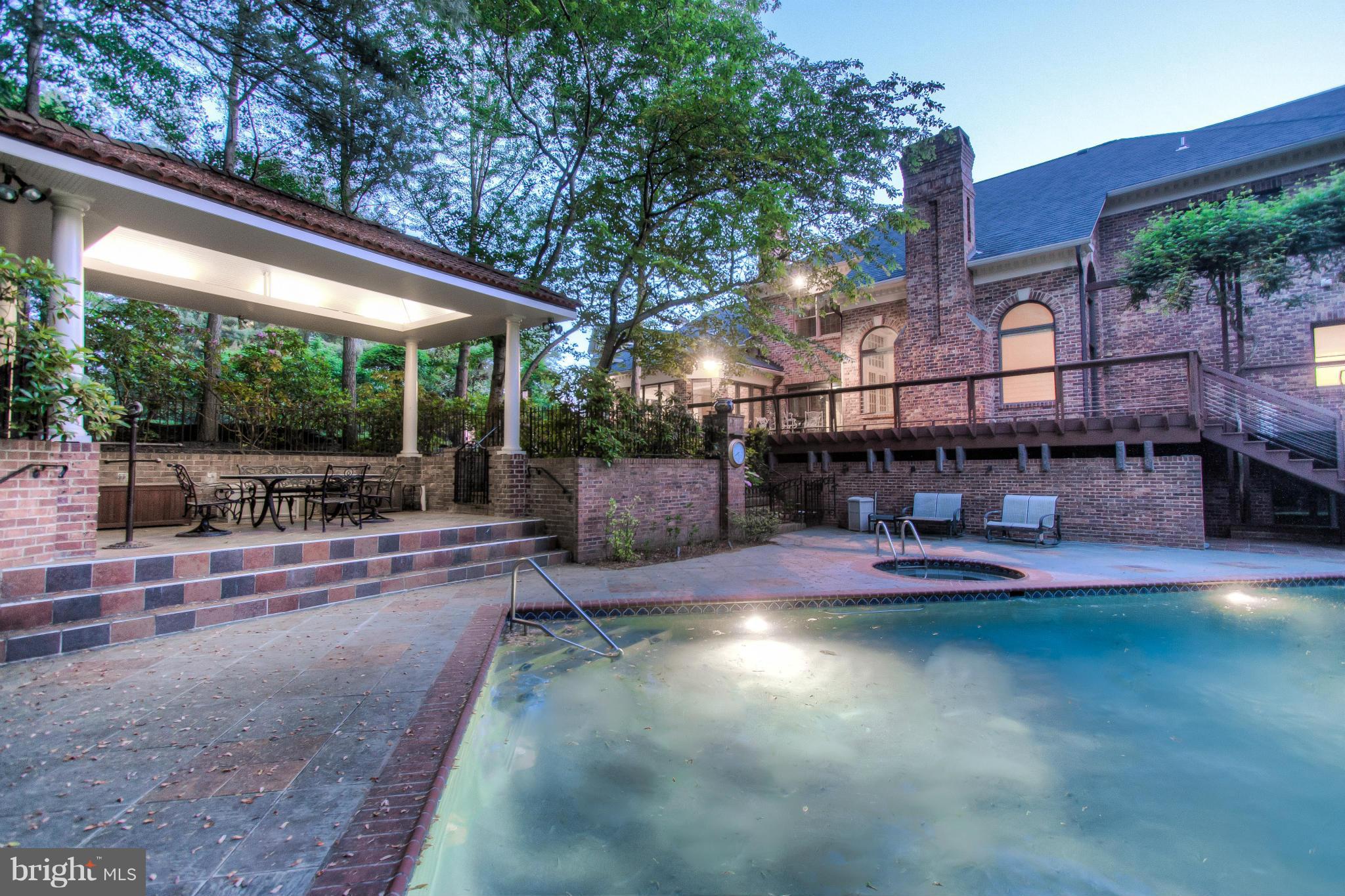 GEORGETOWN PLACE - Residential