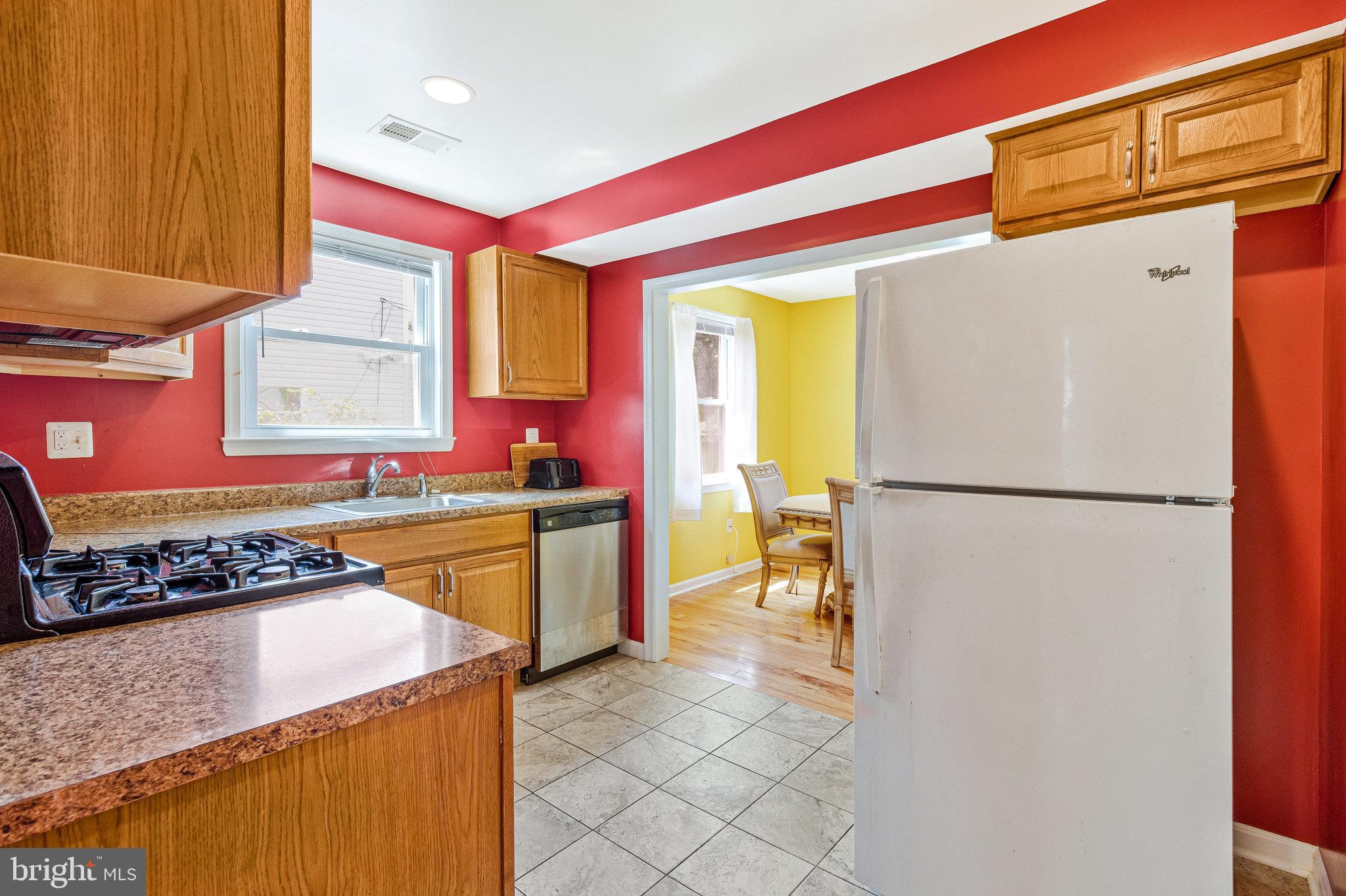 GREEN MEADOWS - Residential Lease