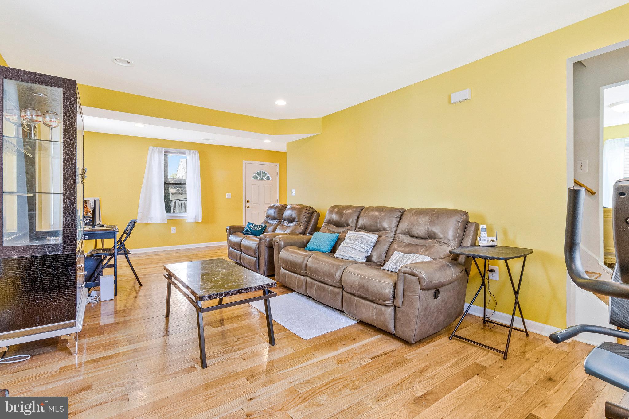 GREEN MEADOWS - Residential Lease