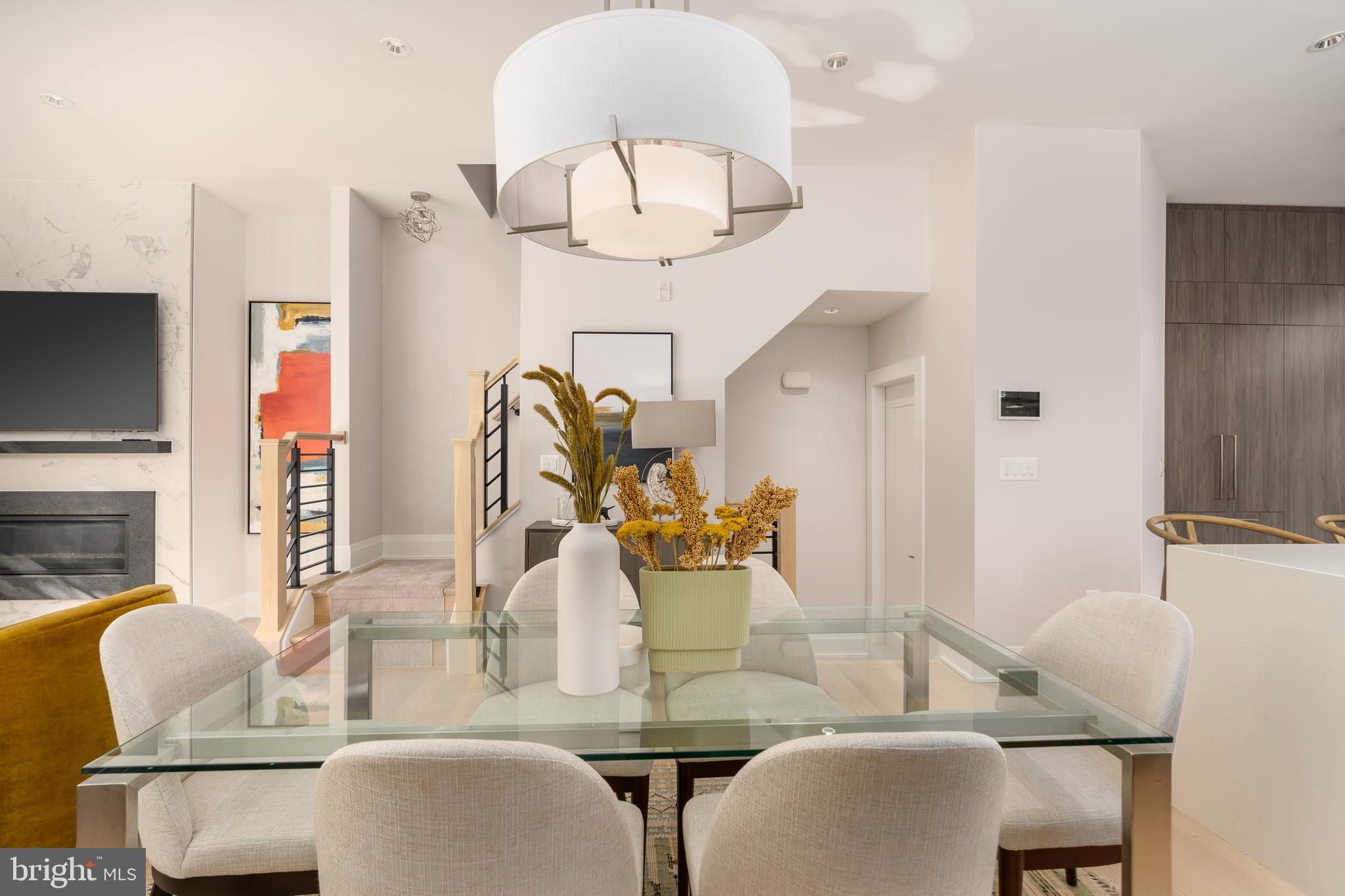 ROBINSON LANDING - Residential