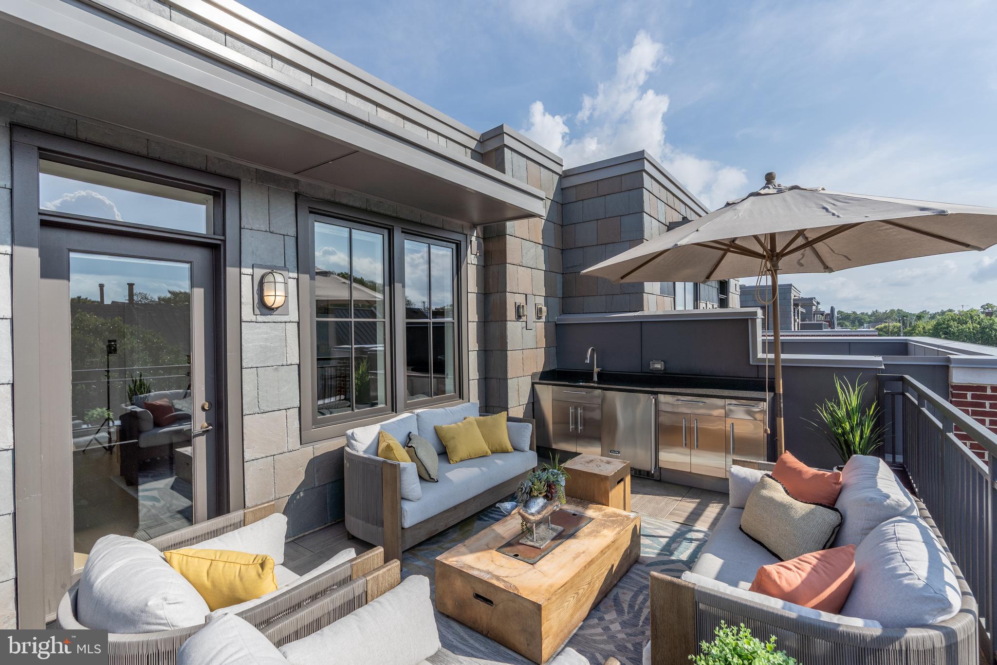 ROBINSON LANDING - Residential