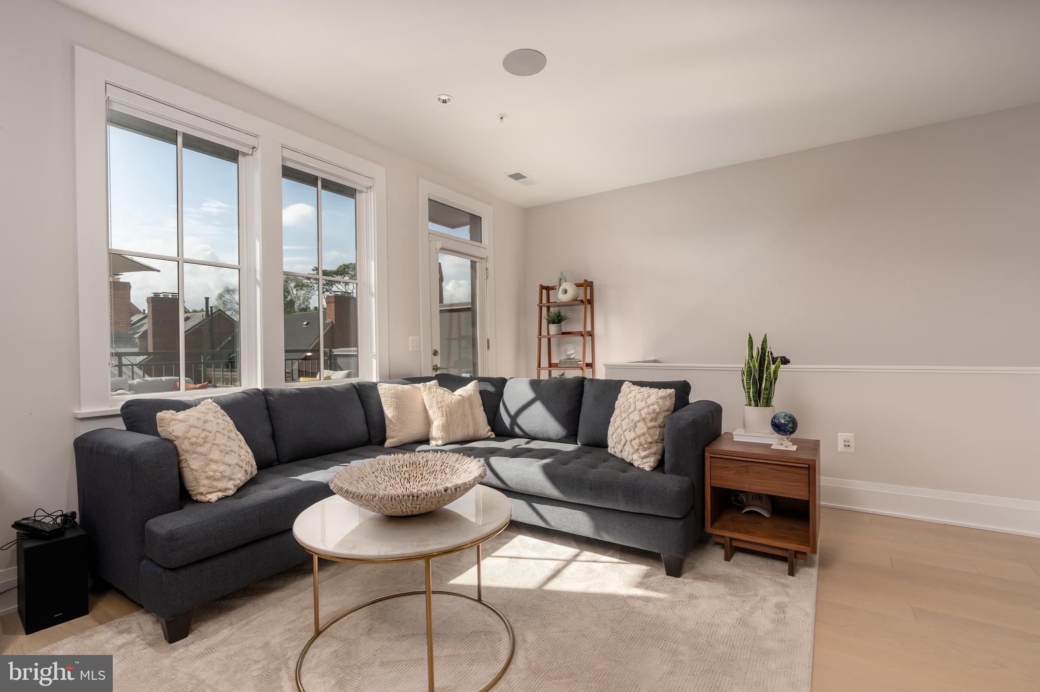 ROBINSON LANDING - Residential