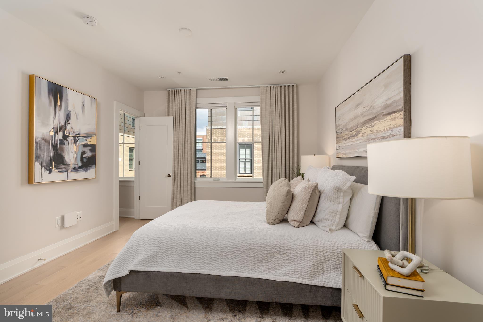 ROBINSON LANDING - Residential