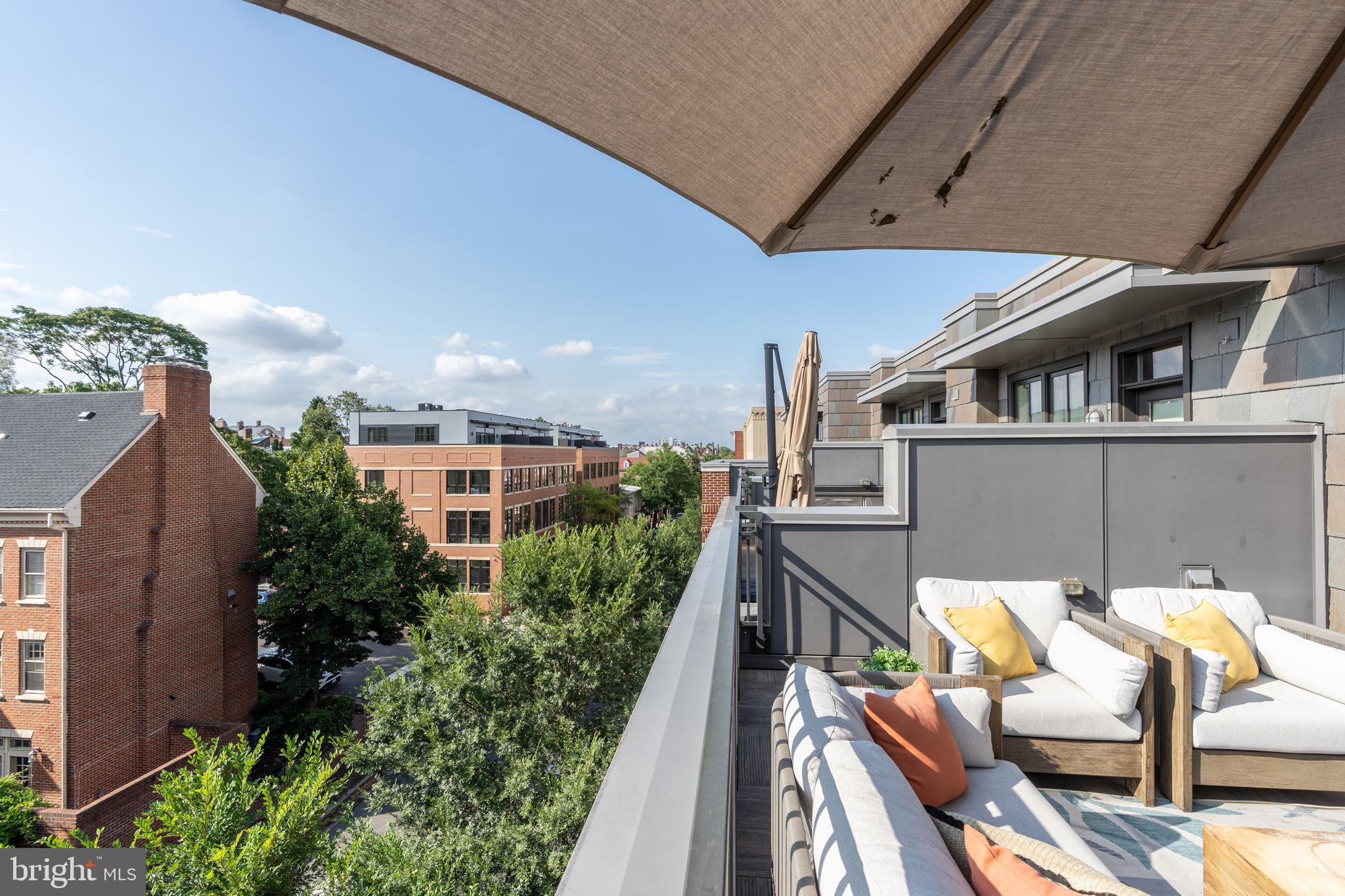 ROBINSON LANDING - Residential