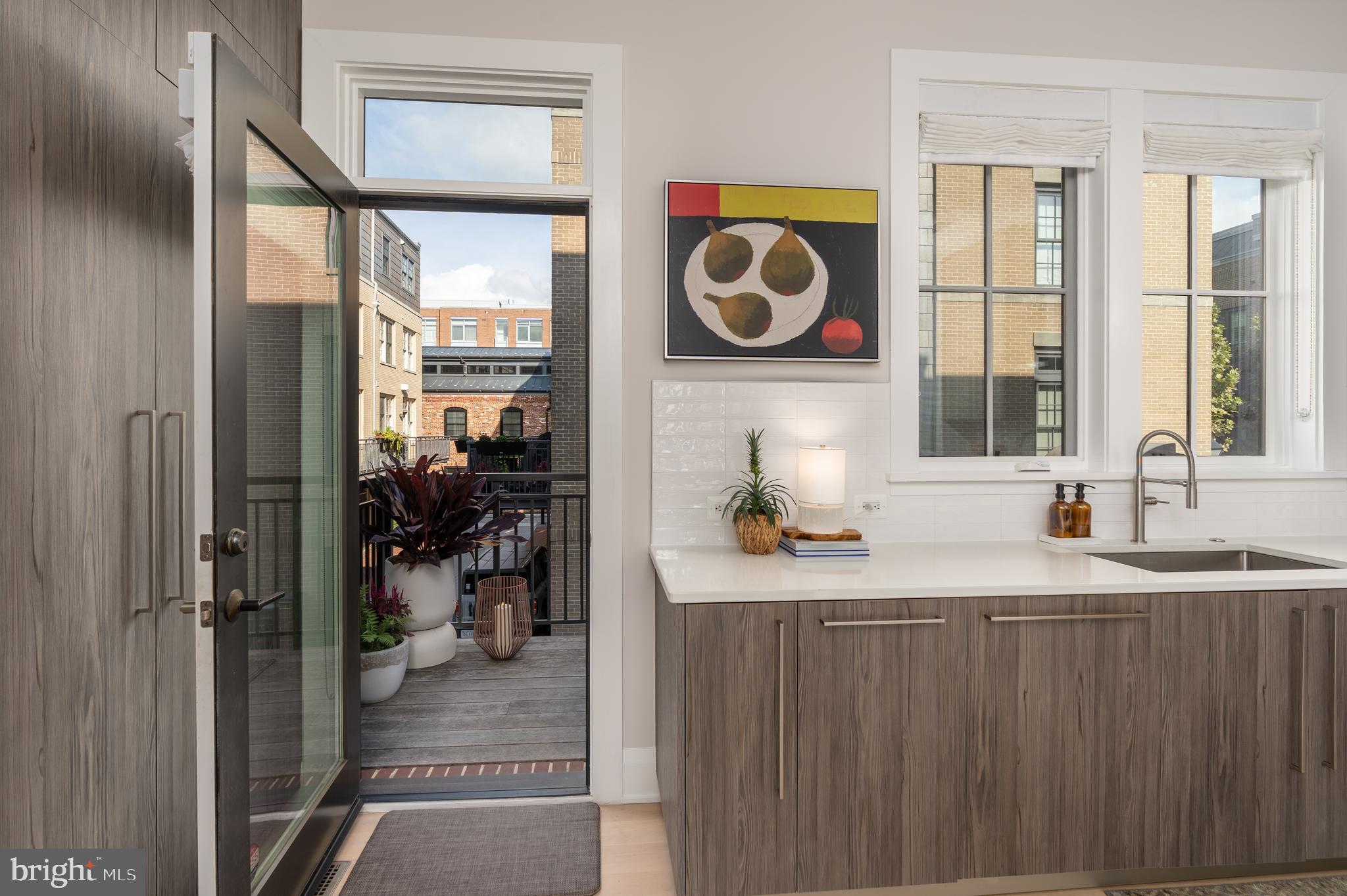 ROBINSON LANDING - Residential