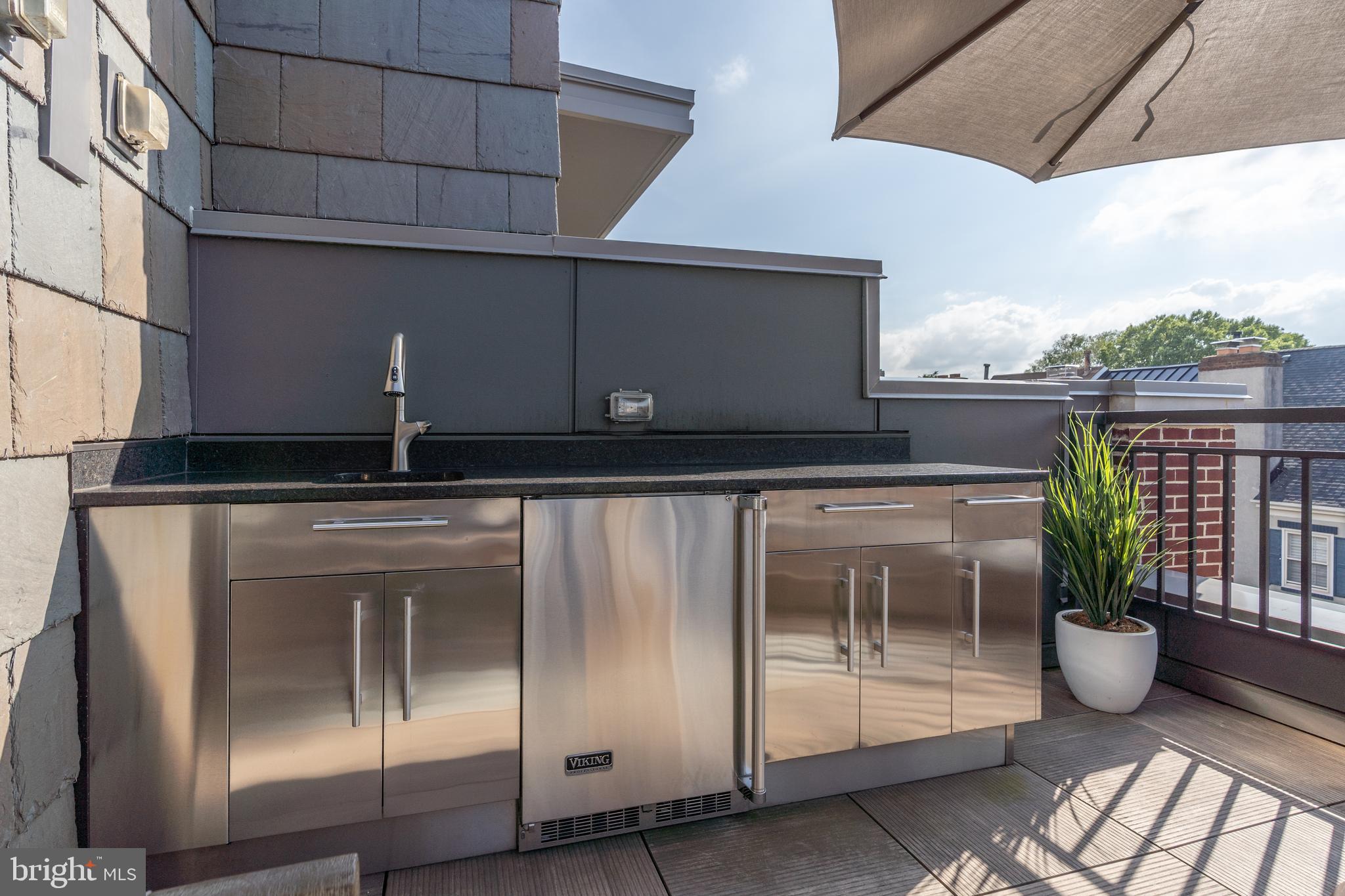 ROBINSON LANDING - Residential