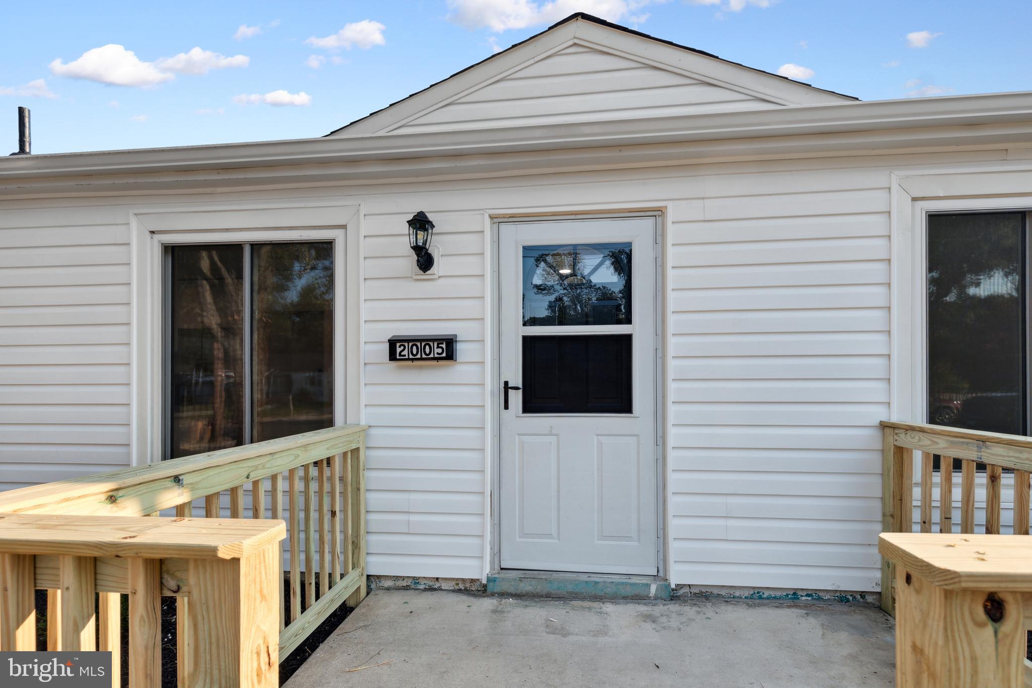 LE VELLE HEIGHTS - Residential