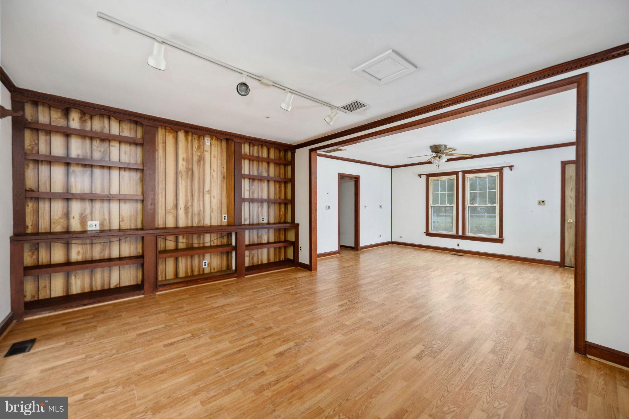 FAIRPORT - Residential