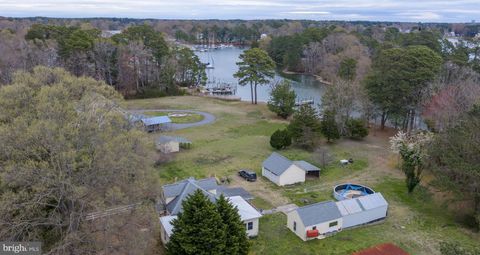 1881 FAIRPORT RD REEDVILLE VA 22539