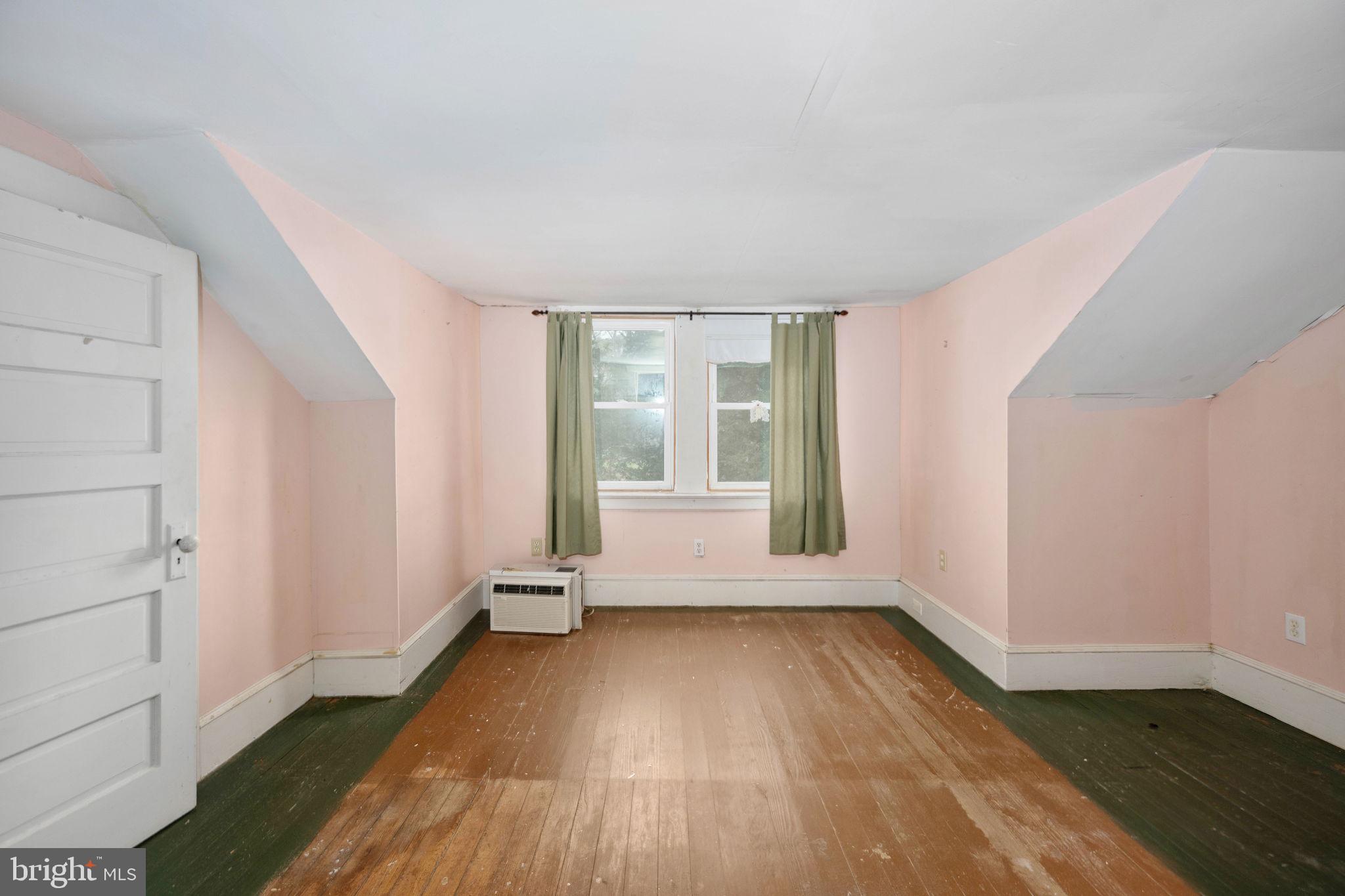 FAIRPORT - Residential