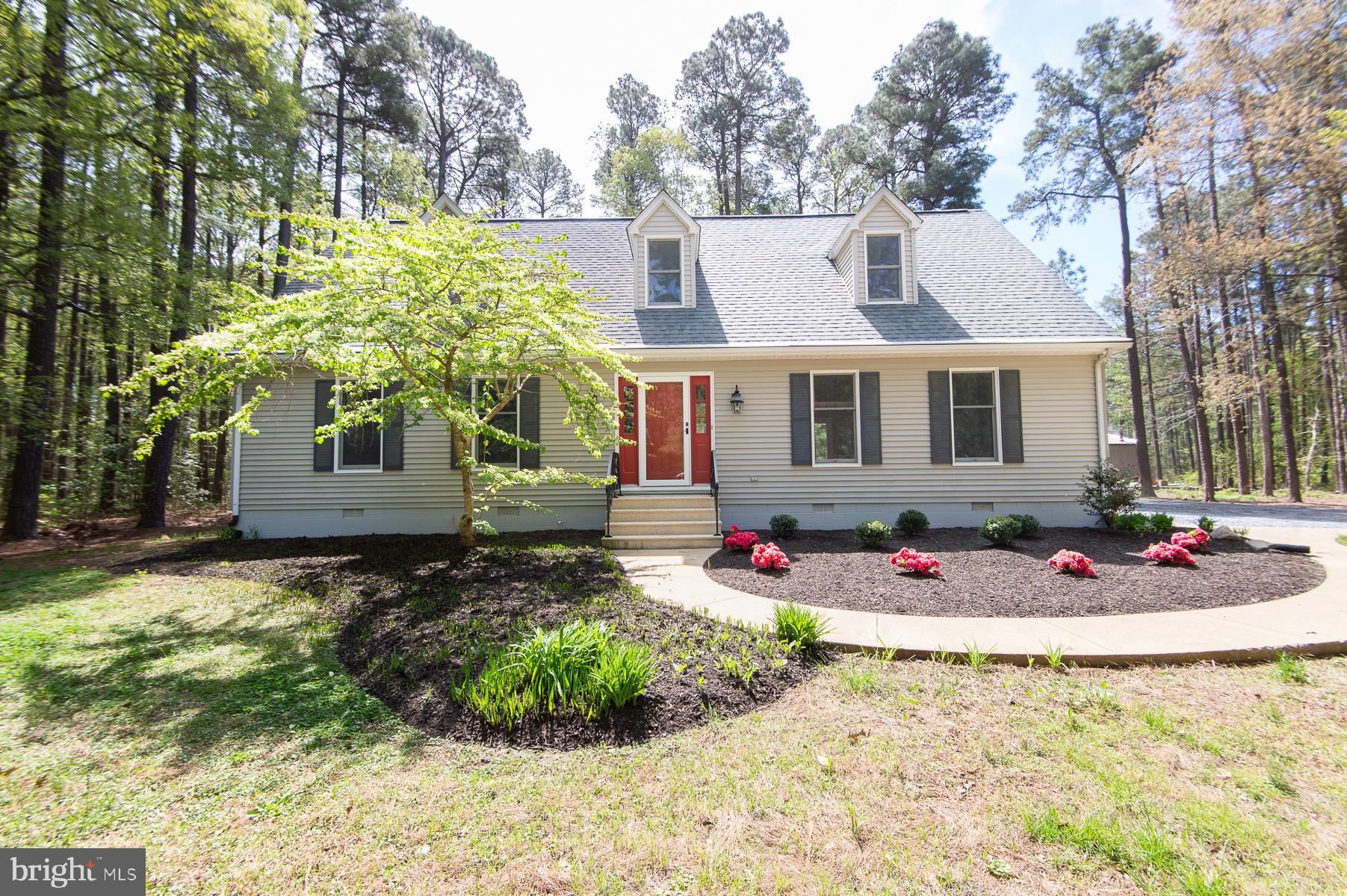 ROSS NECK - Residential