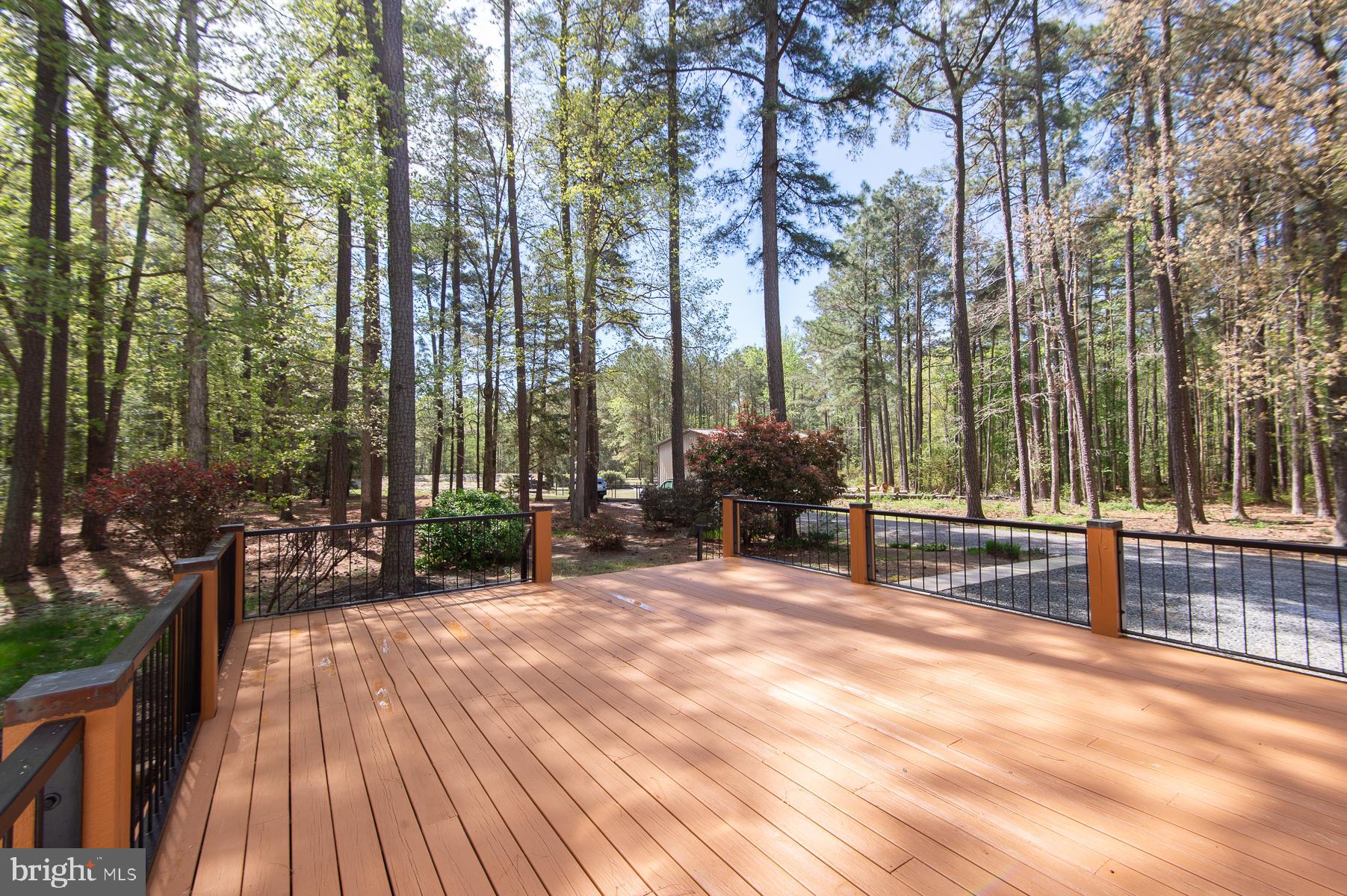 ROSS NECK - Residential