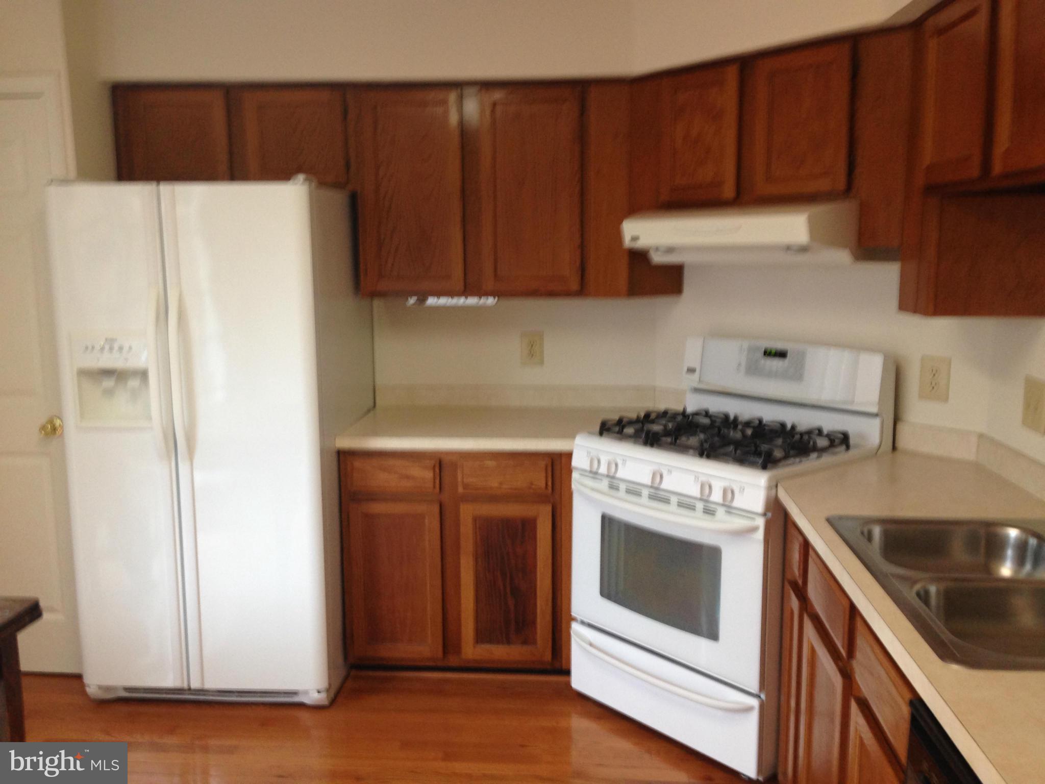 LONDON TOWN WEST - Residential