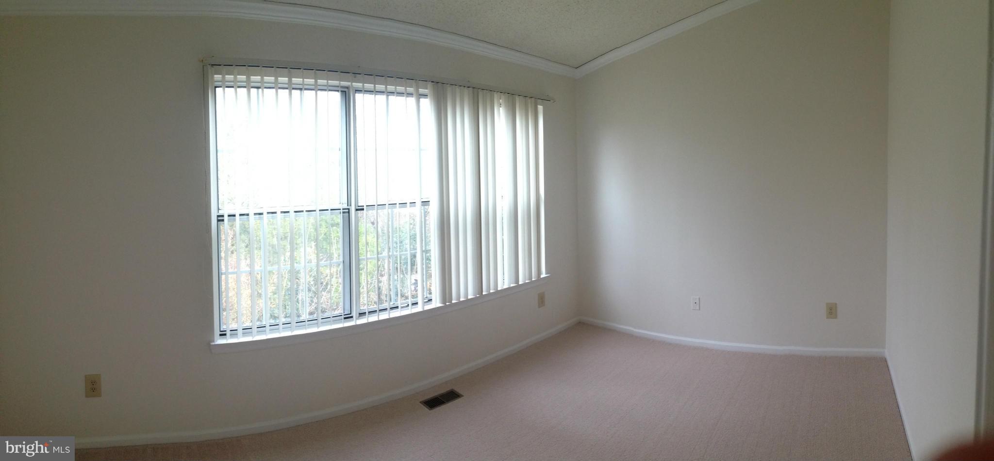 LONDON TOWN WEST - Residential