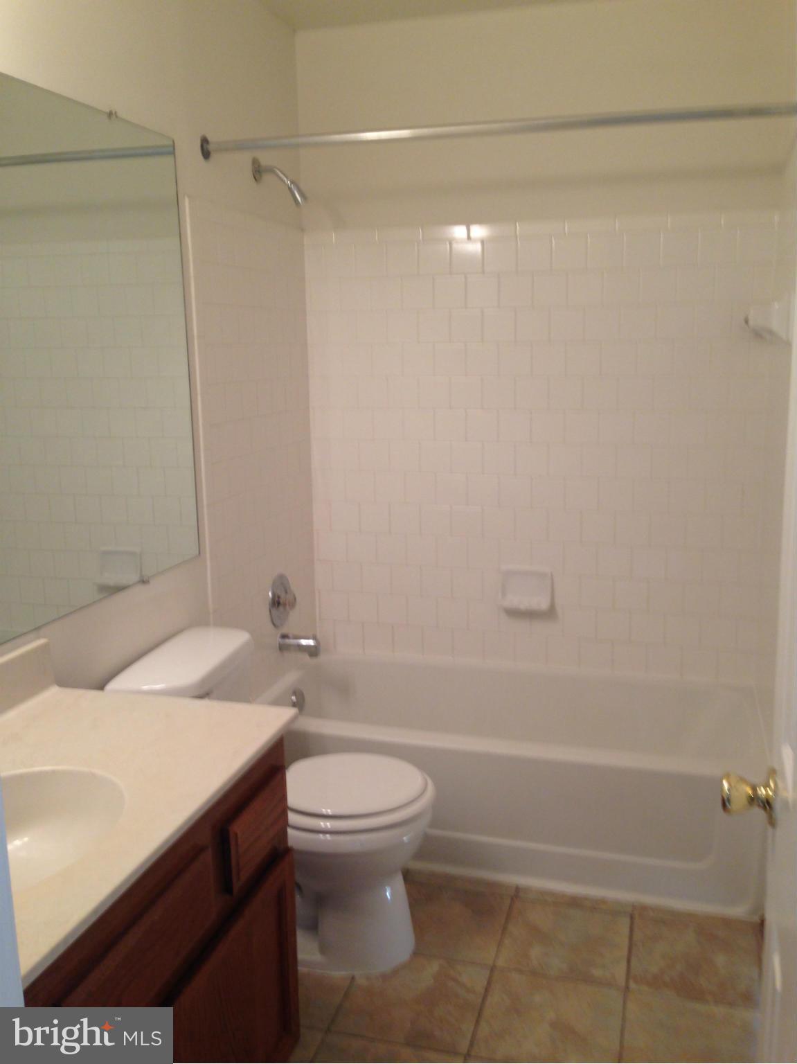 LONDON TOWN WEST - Residential