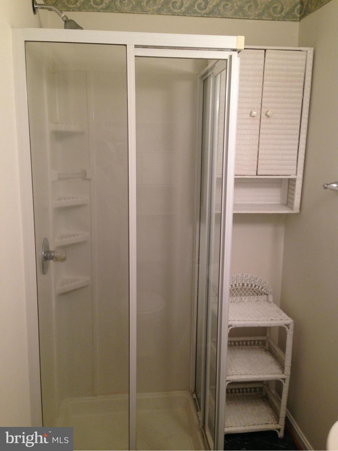 LONDON TOWN WEST - Residential