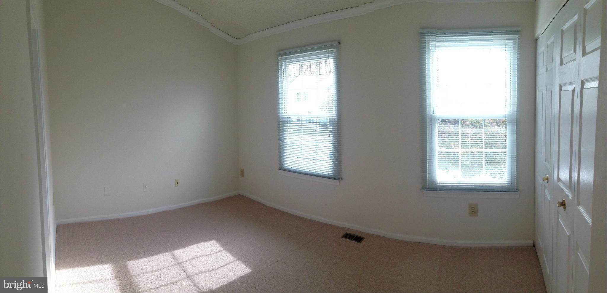 LONDON TOWN WEST - Residential