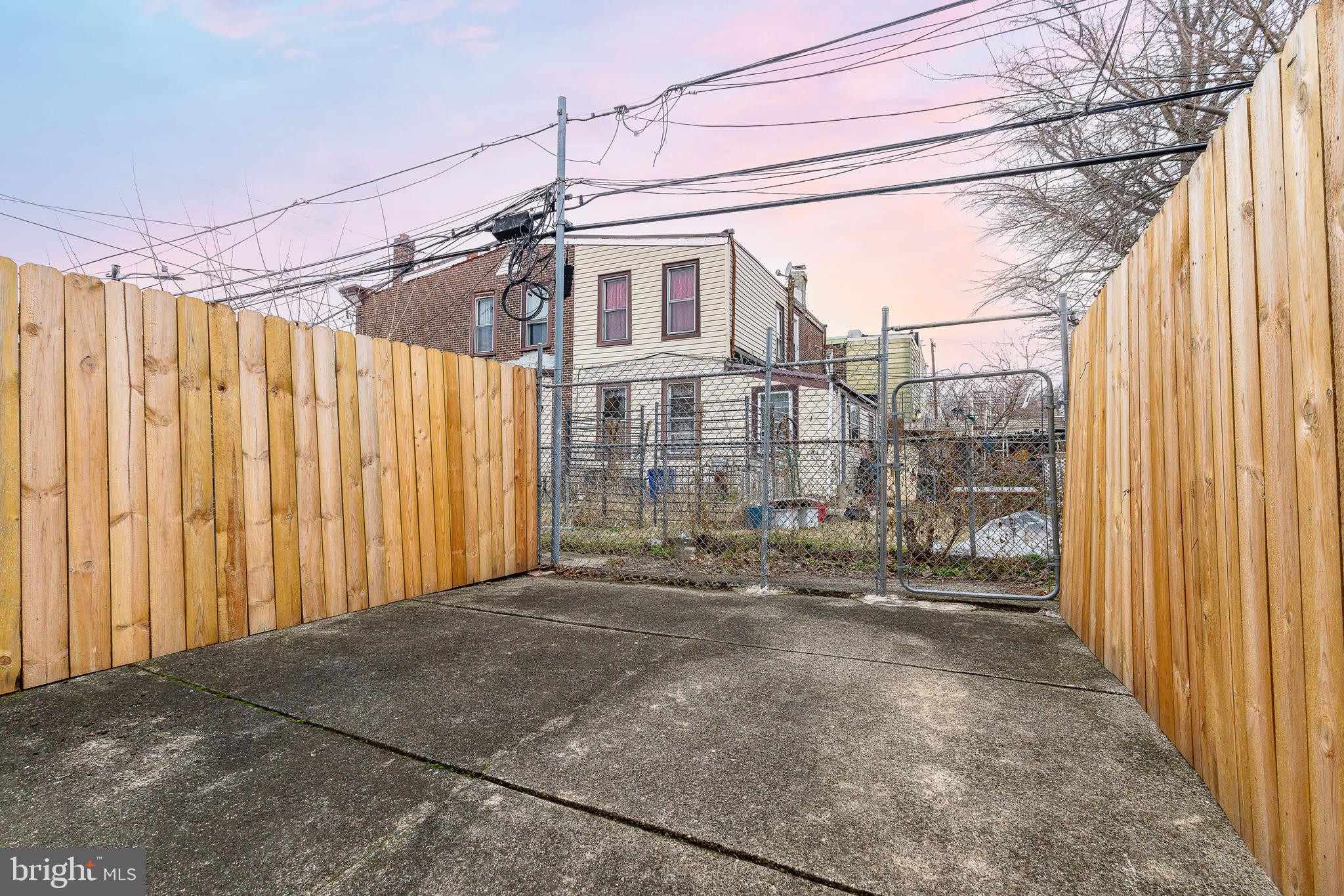 FRANKFORD - Residential