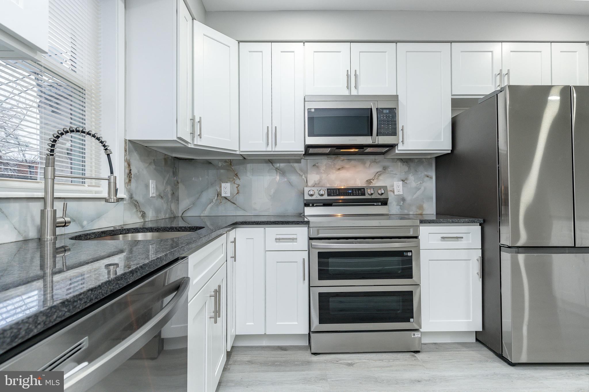 FRANKFORD - Residential