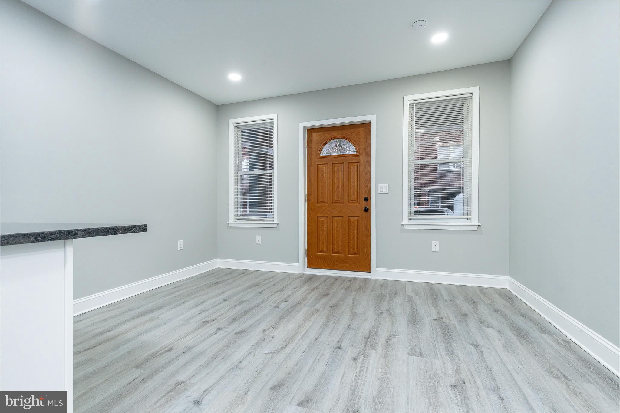 5208 GLENLOCH STREET