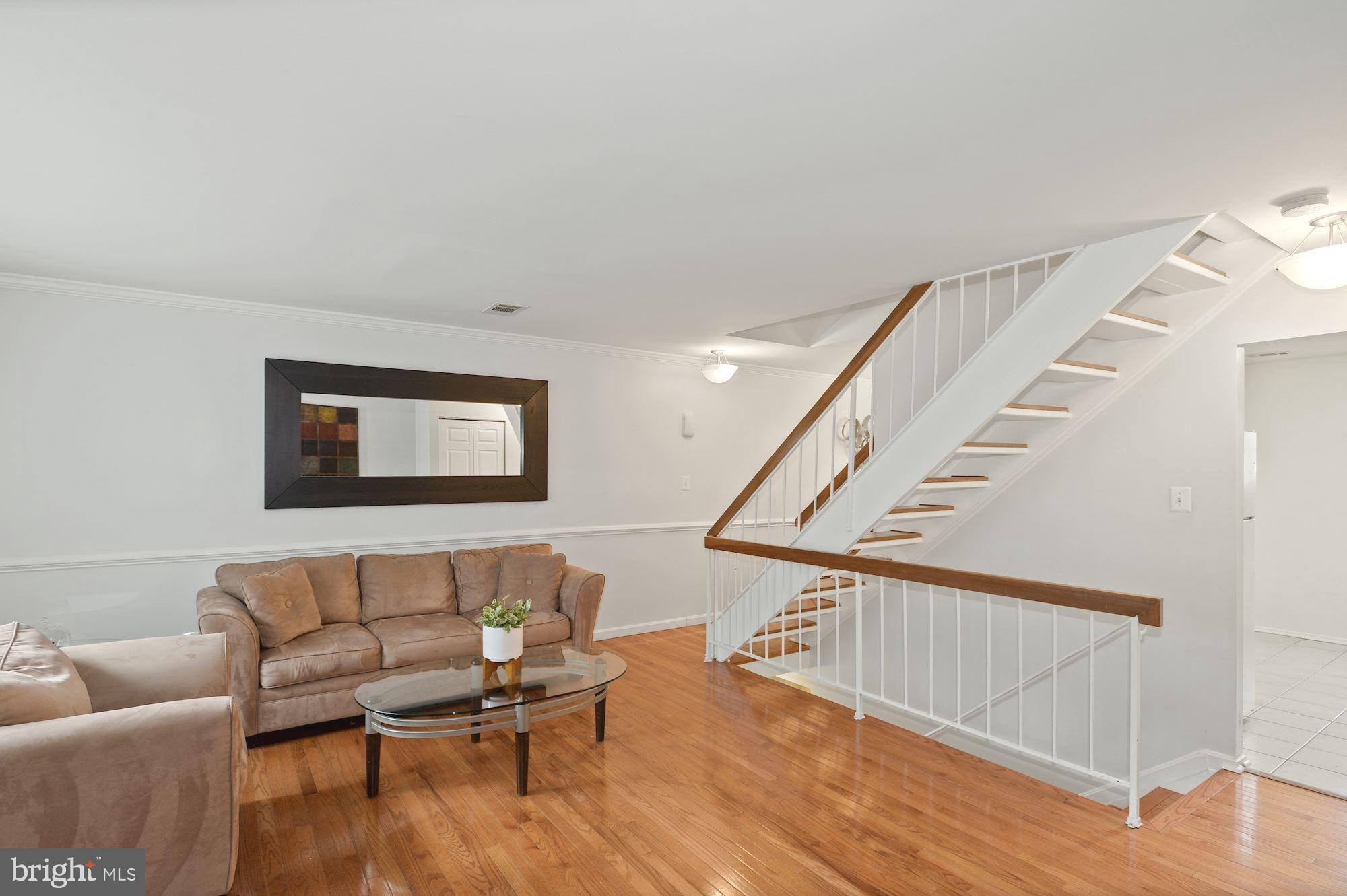 OAKWOOD COMMONS AT BURKE - Residential