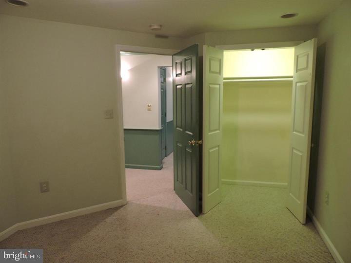 BLOOMS CROSSING - Residential