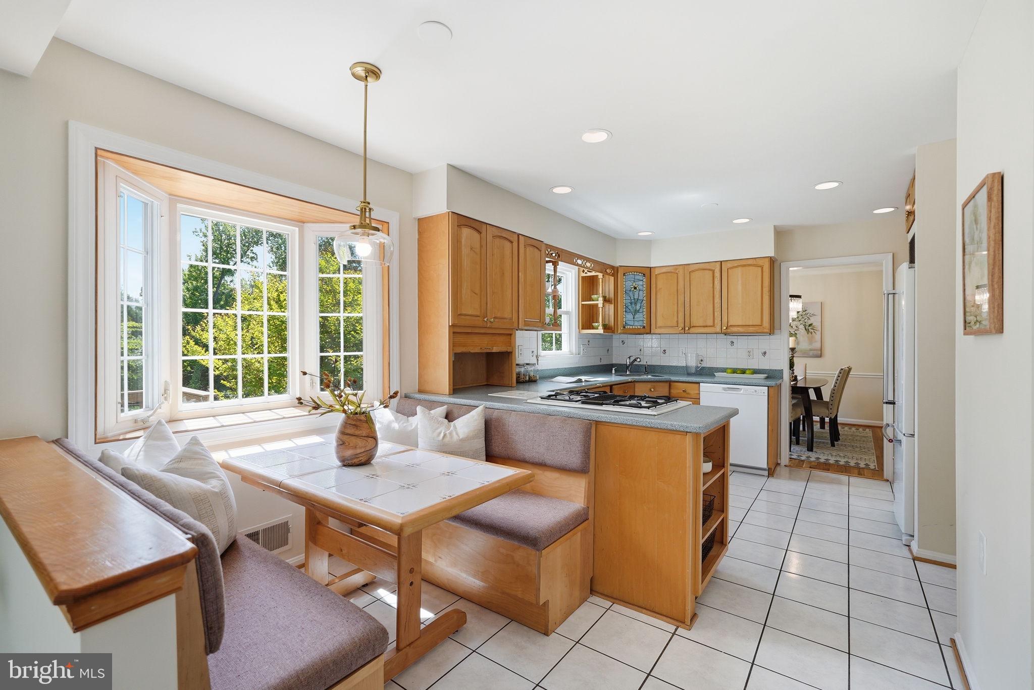 COLLEGE GARDENS - Residential