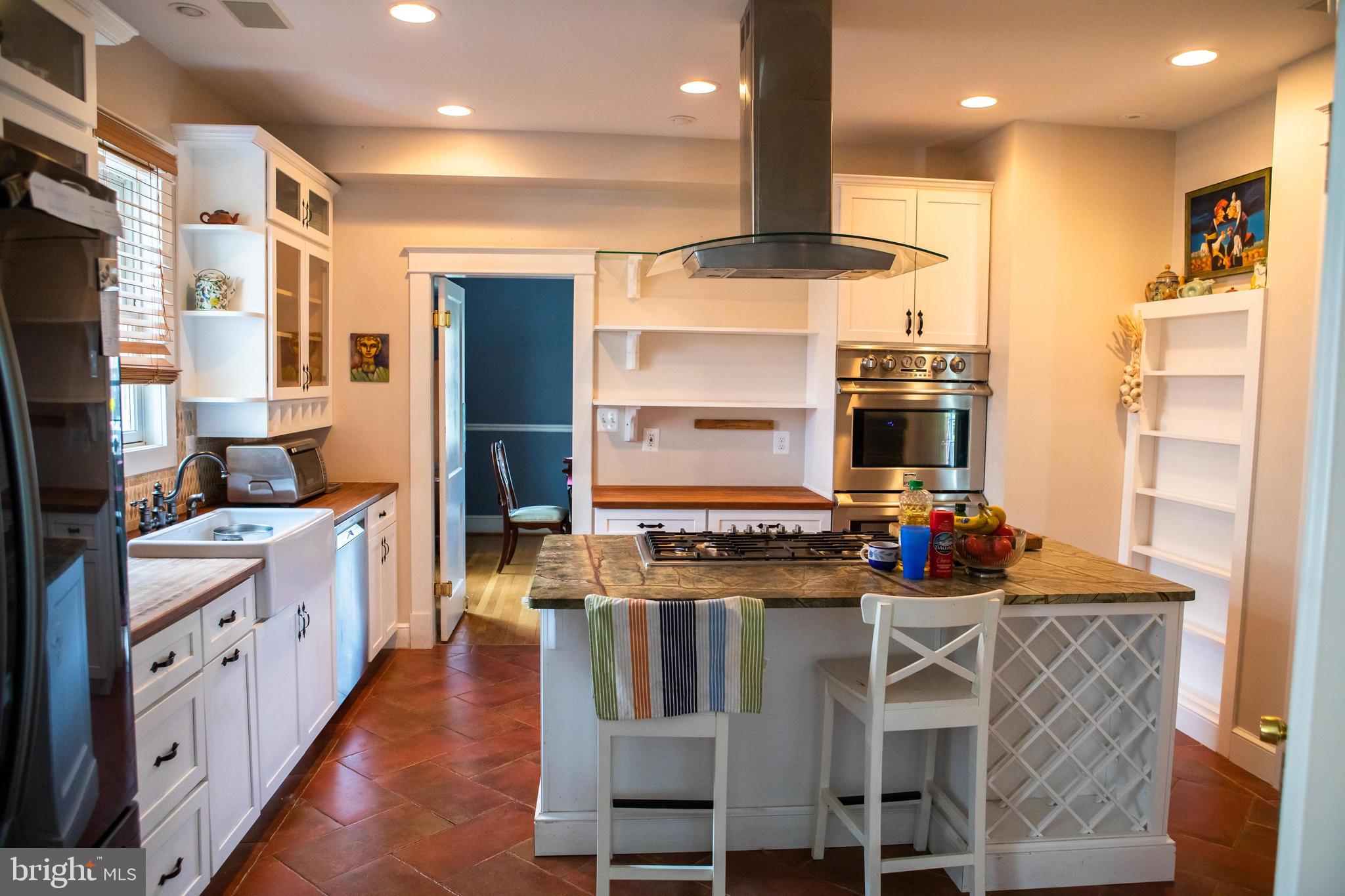 WAYCROFT WOODLAWN - Residential Lease