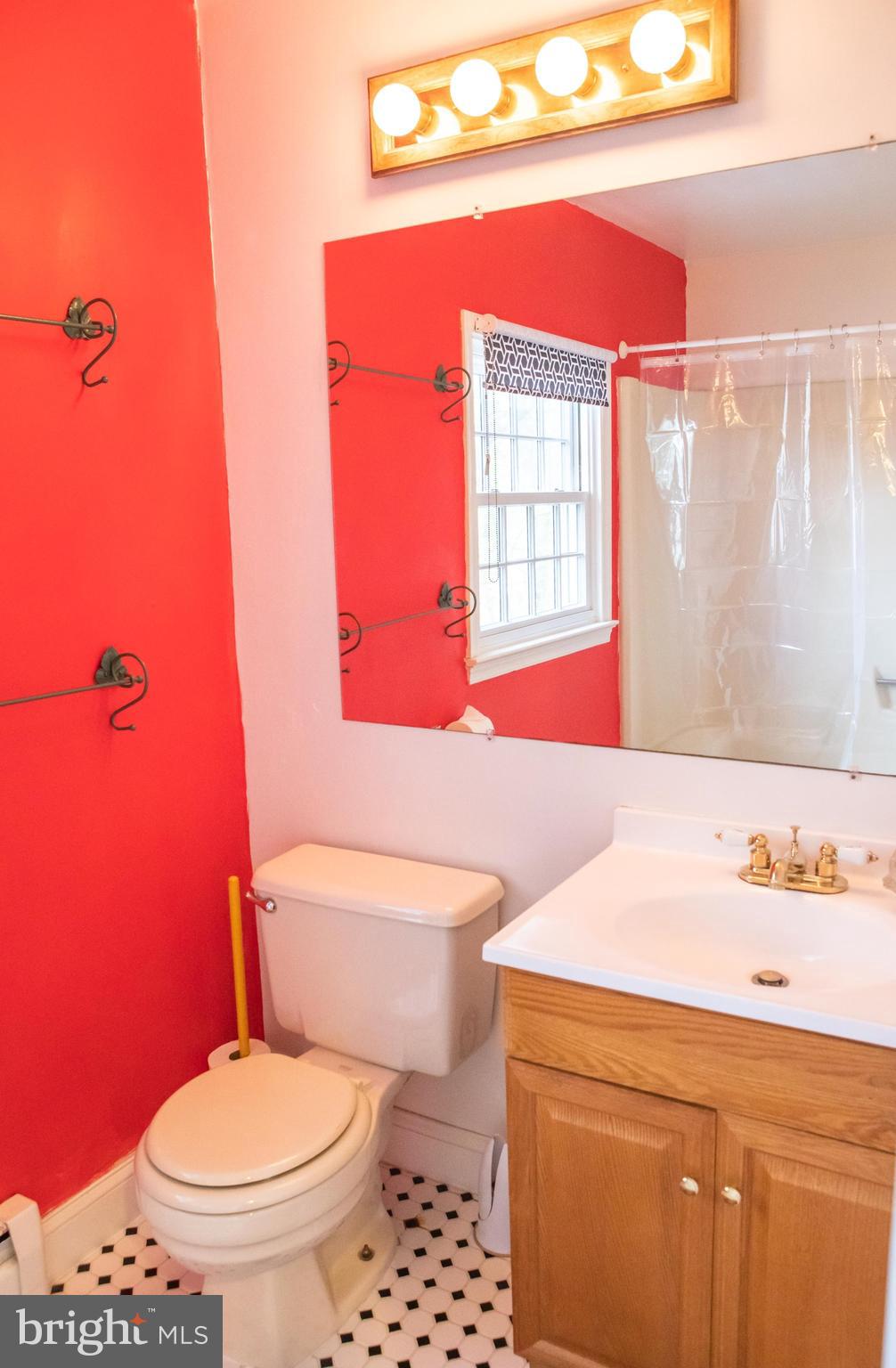 WAYCROFT WOODLAWN - Residential Lease