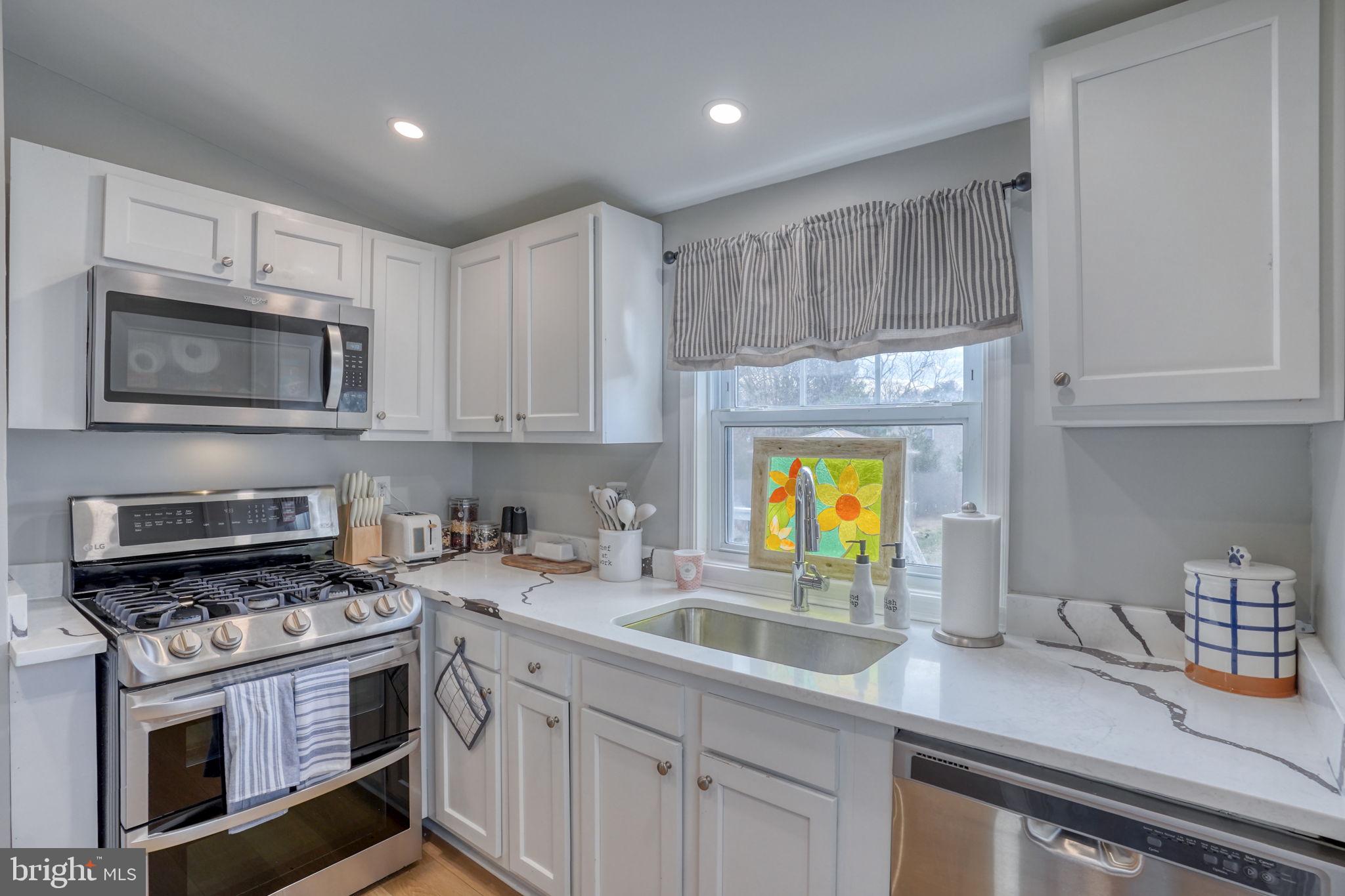 ROSEVILLE PARK - Residential