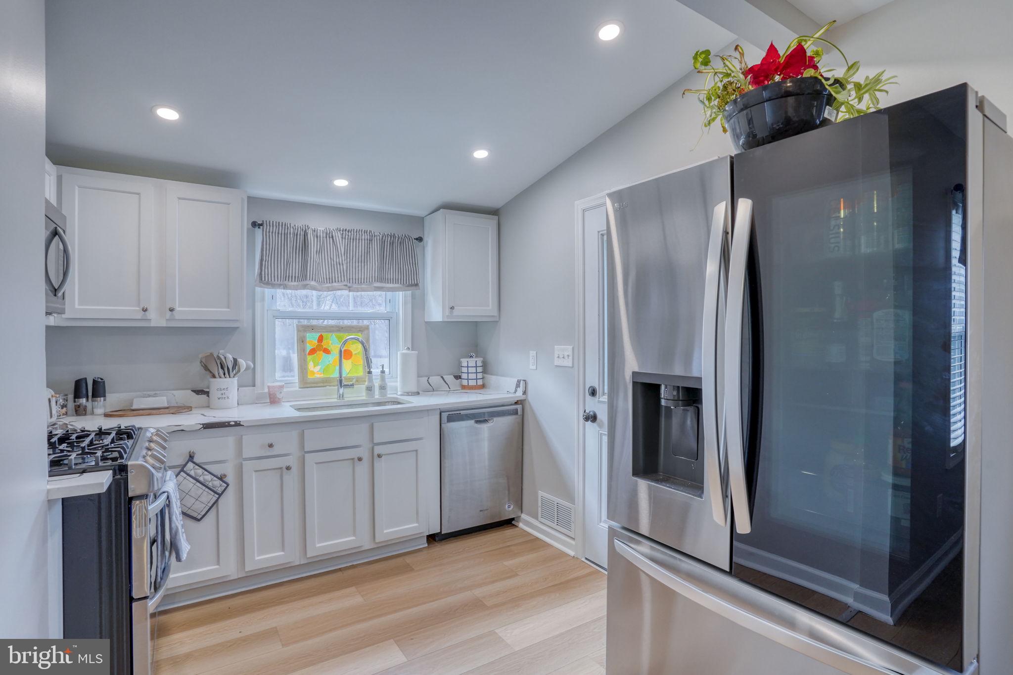 ROSEVILLE PARK - Residential