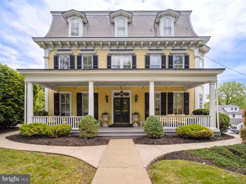 Photo of 149 S Main Street, DOYLESTOWN, PA 18901 (MLS # PABU2121328)