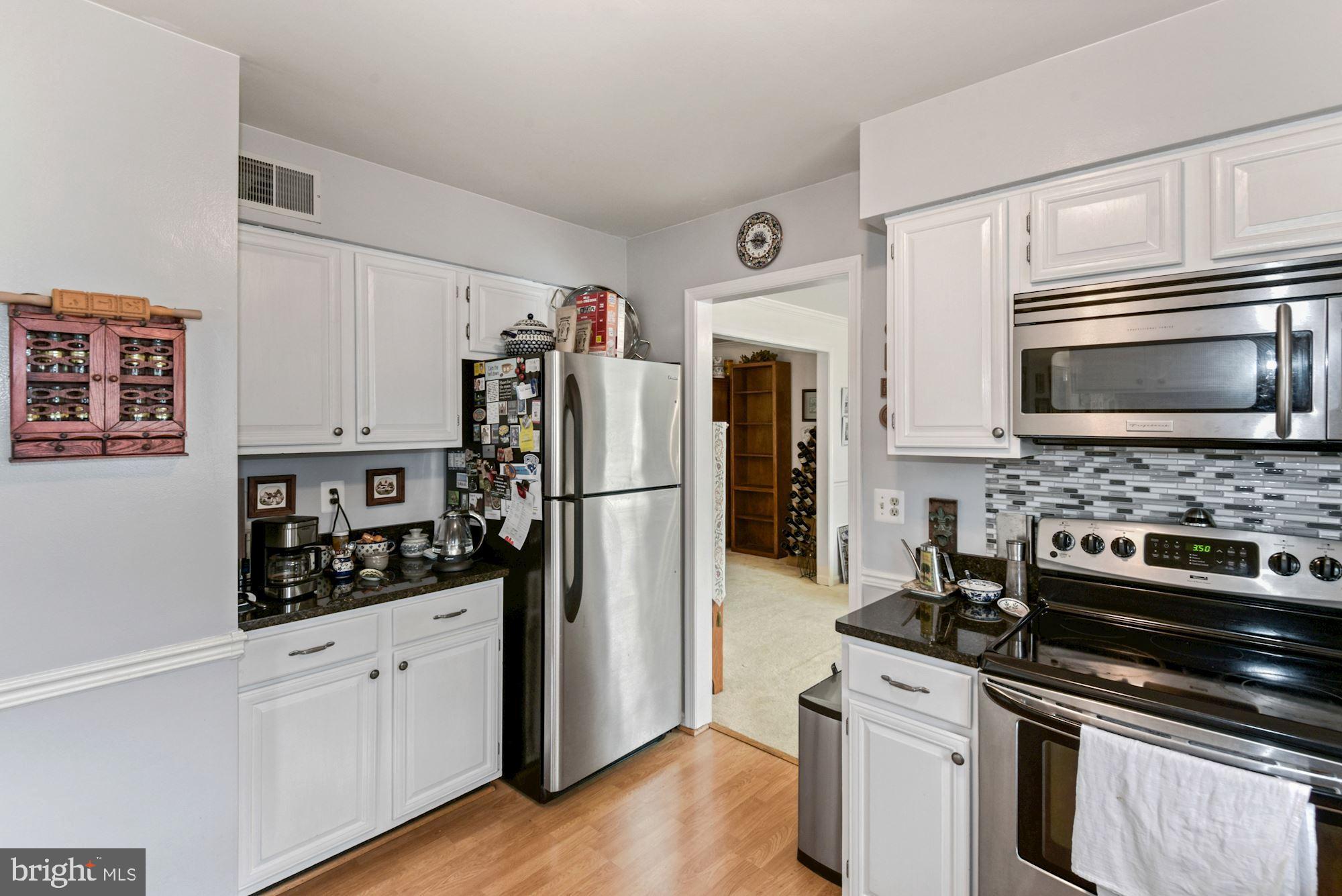 SILENTREE OF TYSONS - Residential Lease