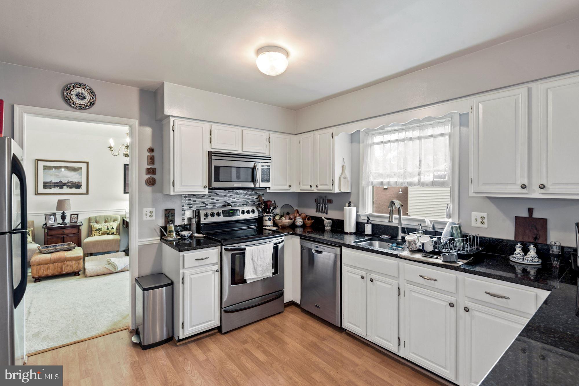 SILENTREE OF TYSONS - Residential Lease