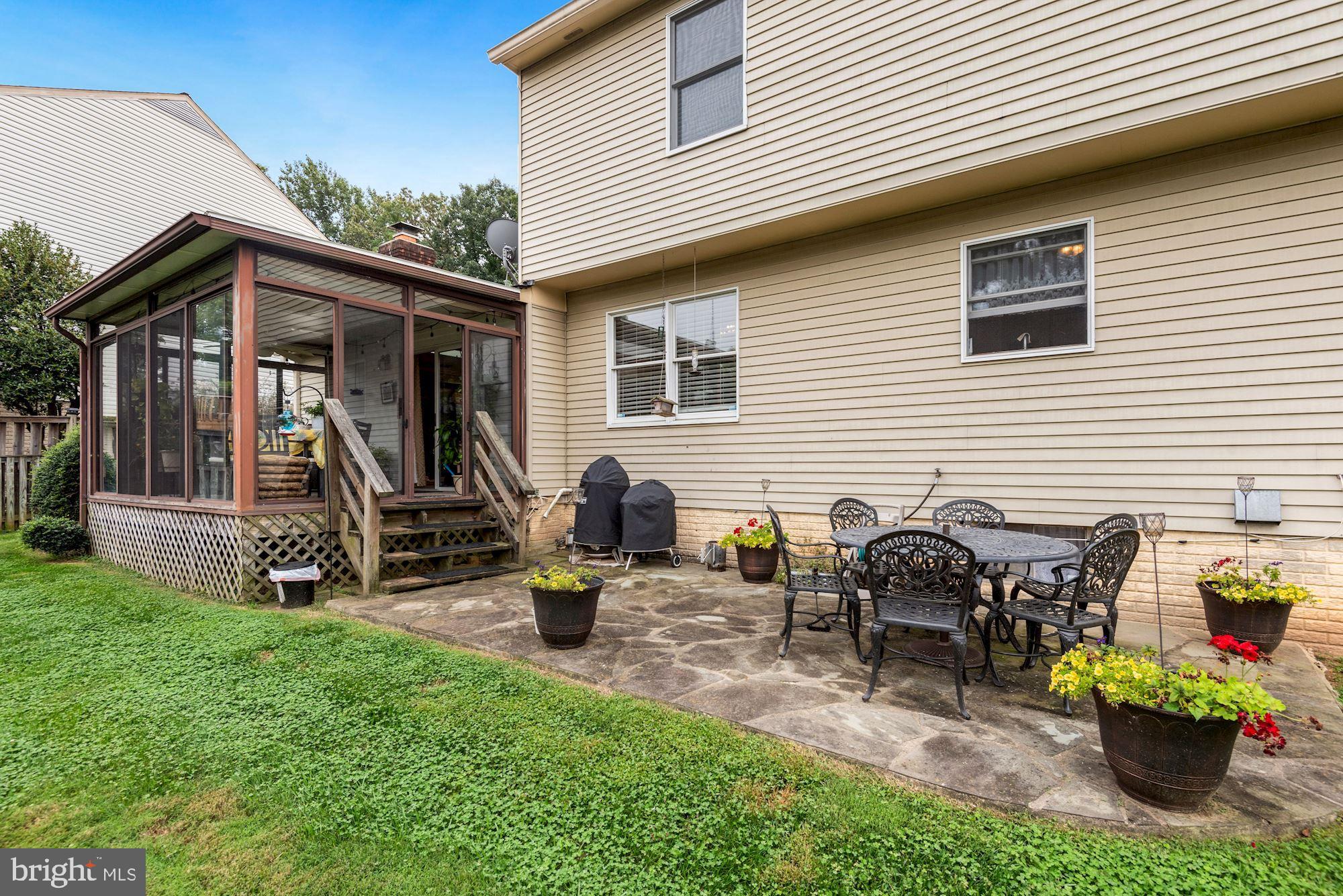 SILENTREE OF TYSONS - Residential Lease