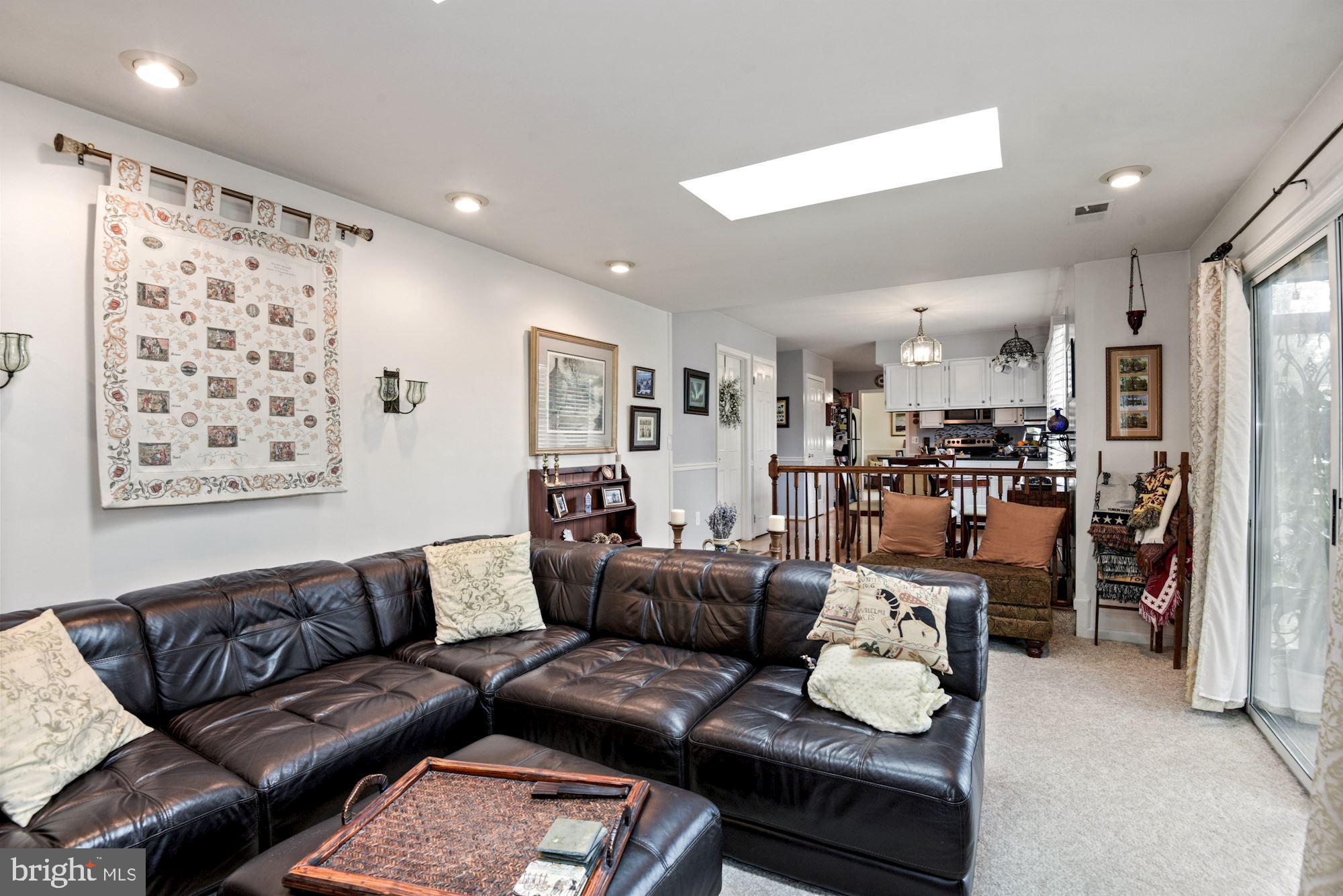 SILENTREE OF TYSONS - Residential Lease