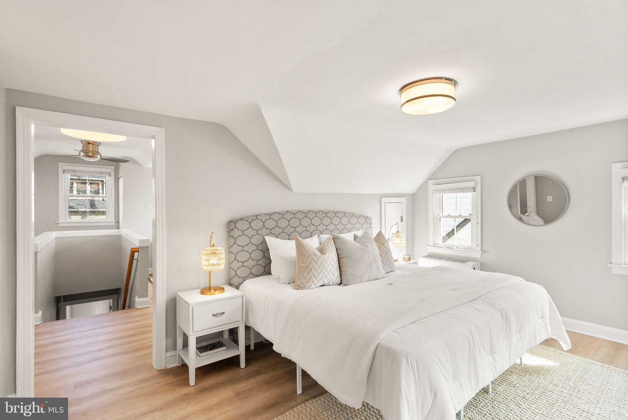 VIRGINIA SQUARE - Residential