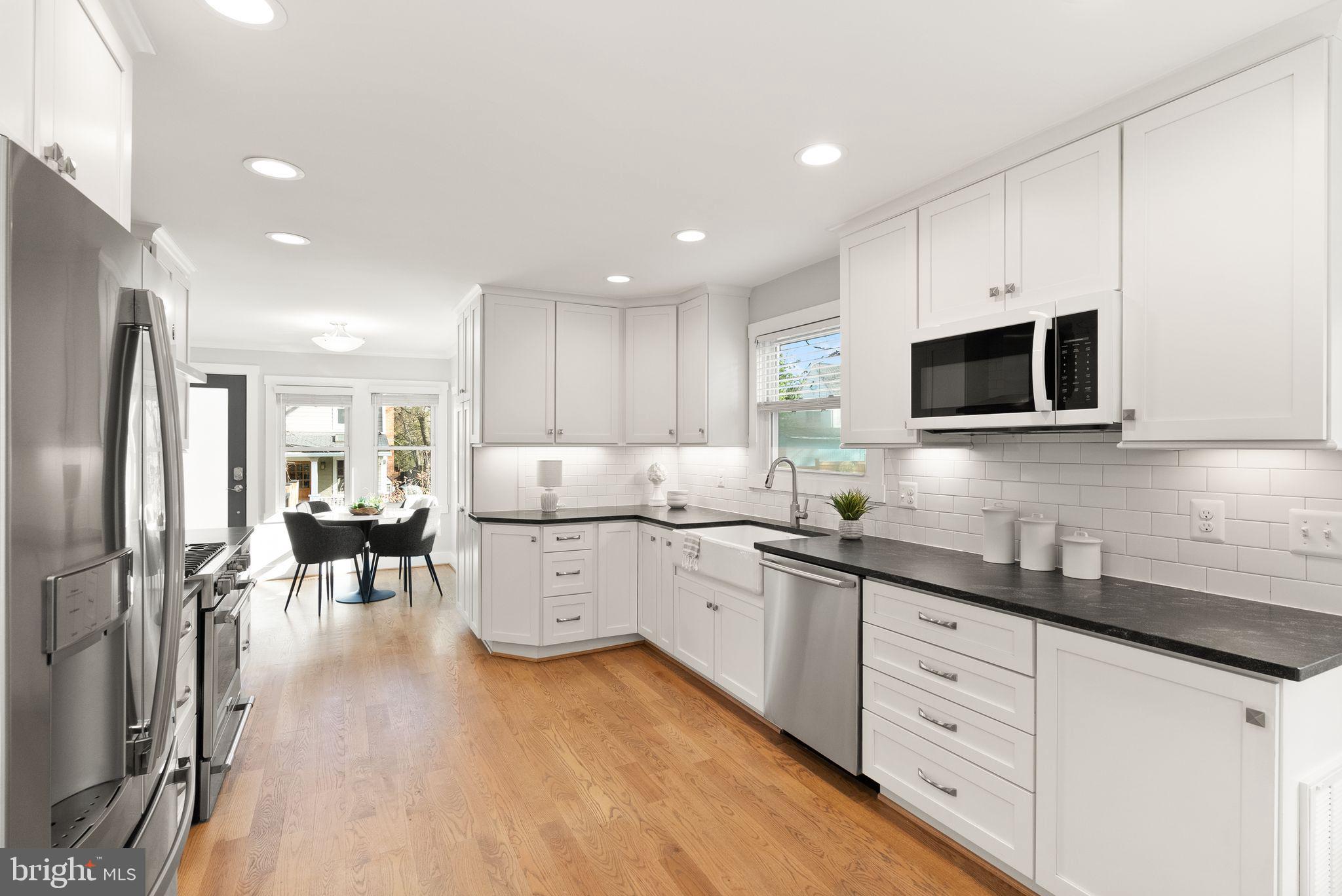 VIRGINIA SQUARE - Residential