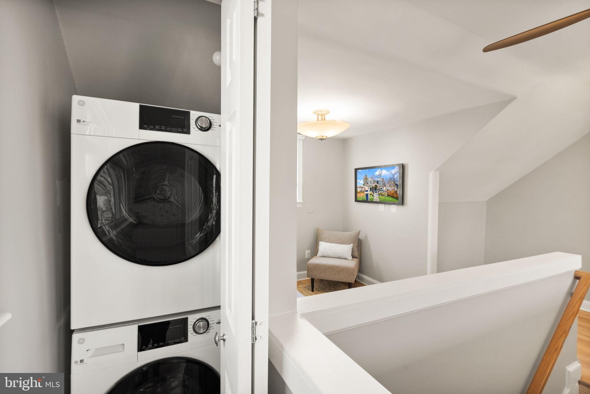 VIRGINIA SQUARE - Residential